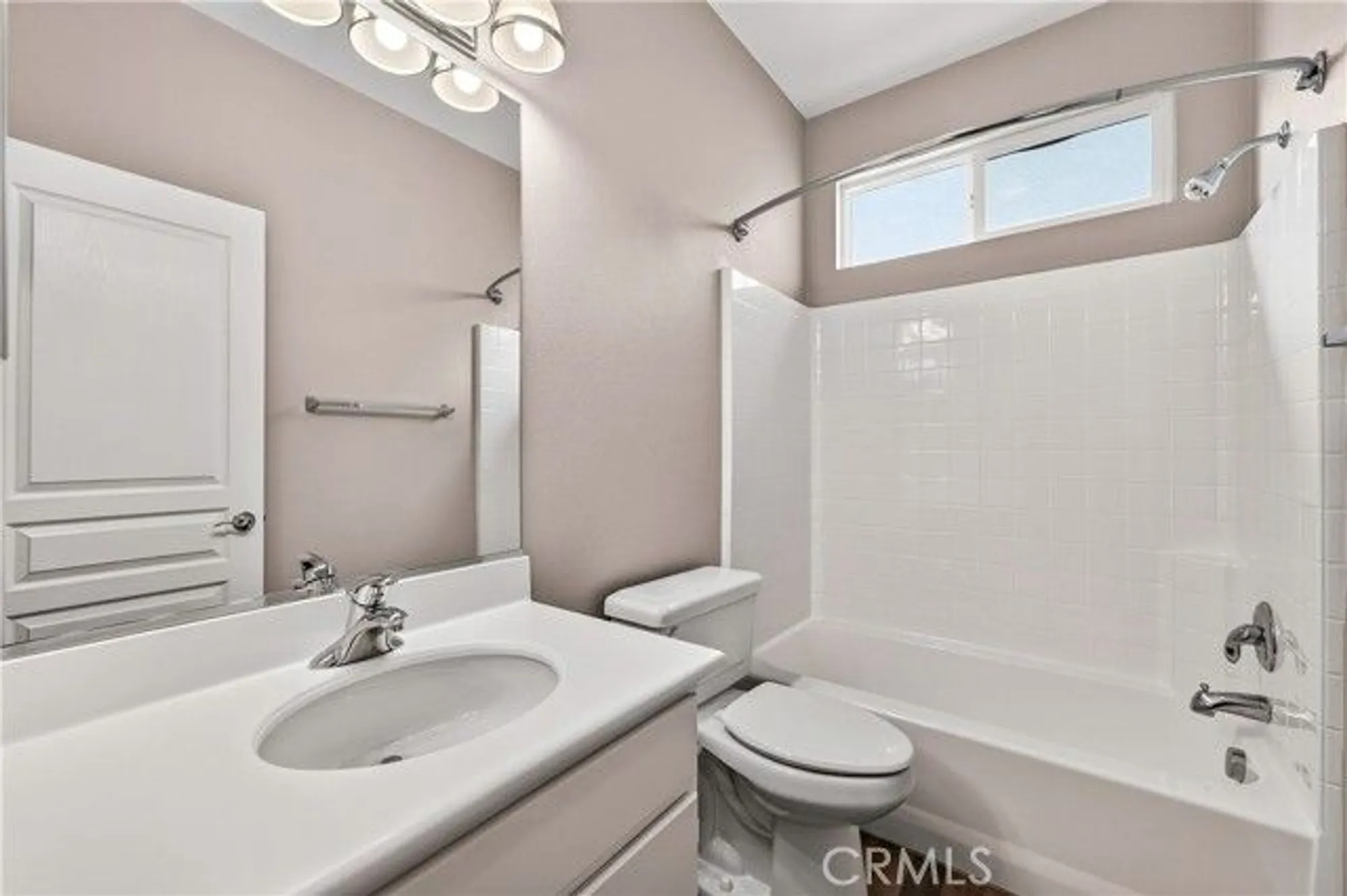 Property Slideshow image 37 of 61 | 215 firestone ln, Hemet, CA, 92545