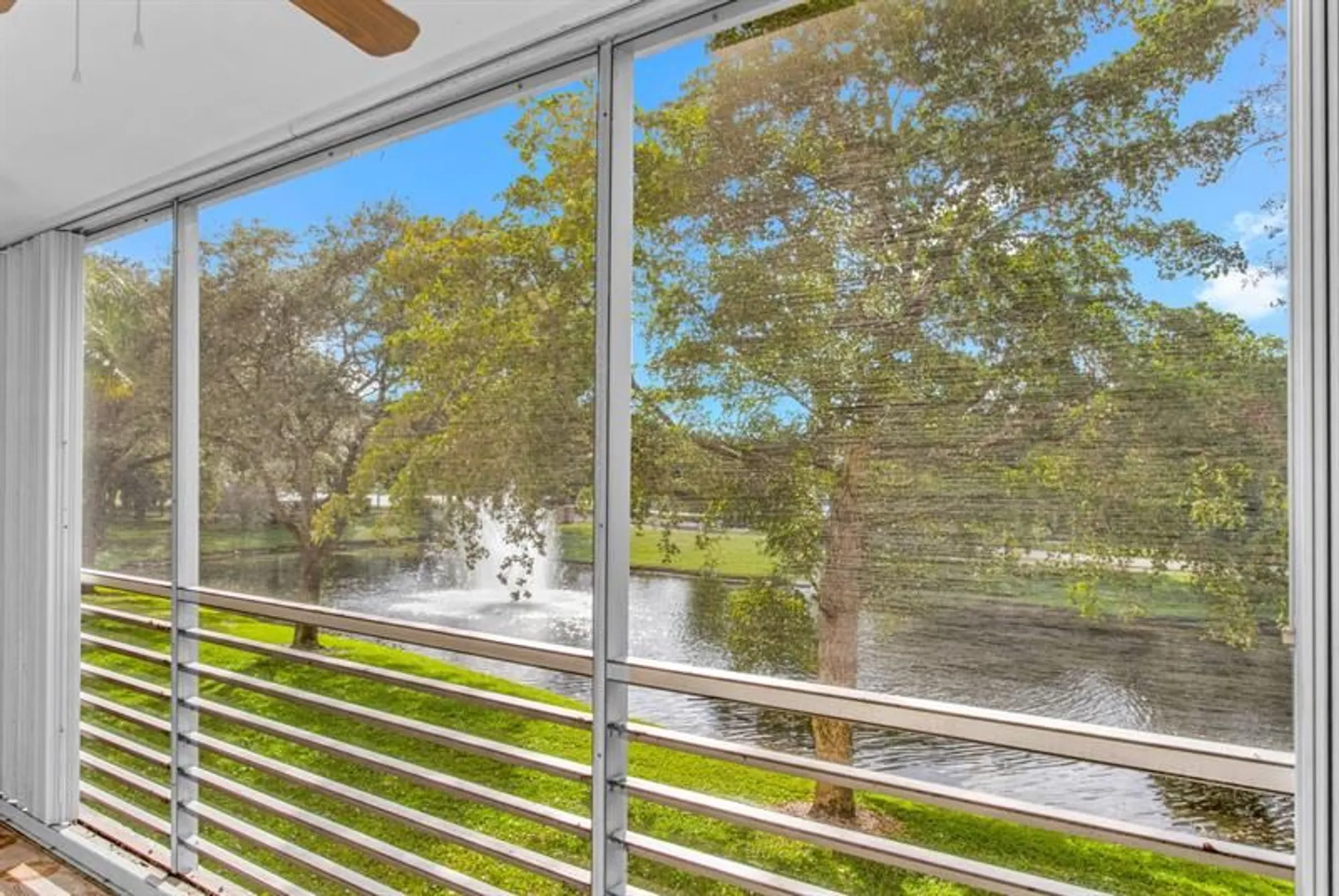 Property Slideshow image 16 of 31 | 2006 granada dr n2, Coconut Creek, FL, 33066