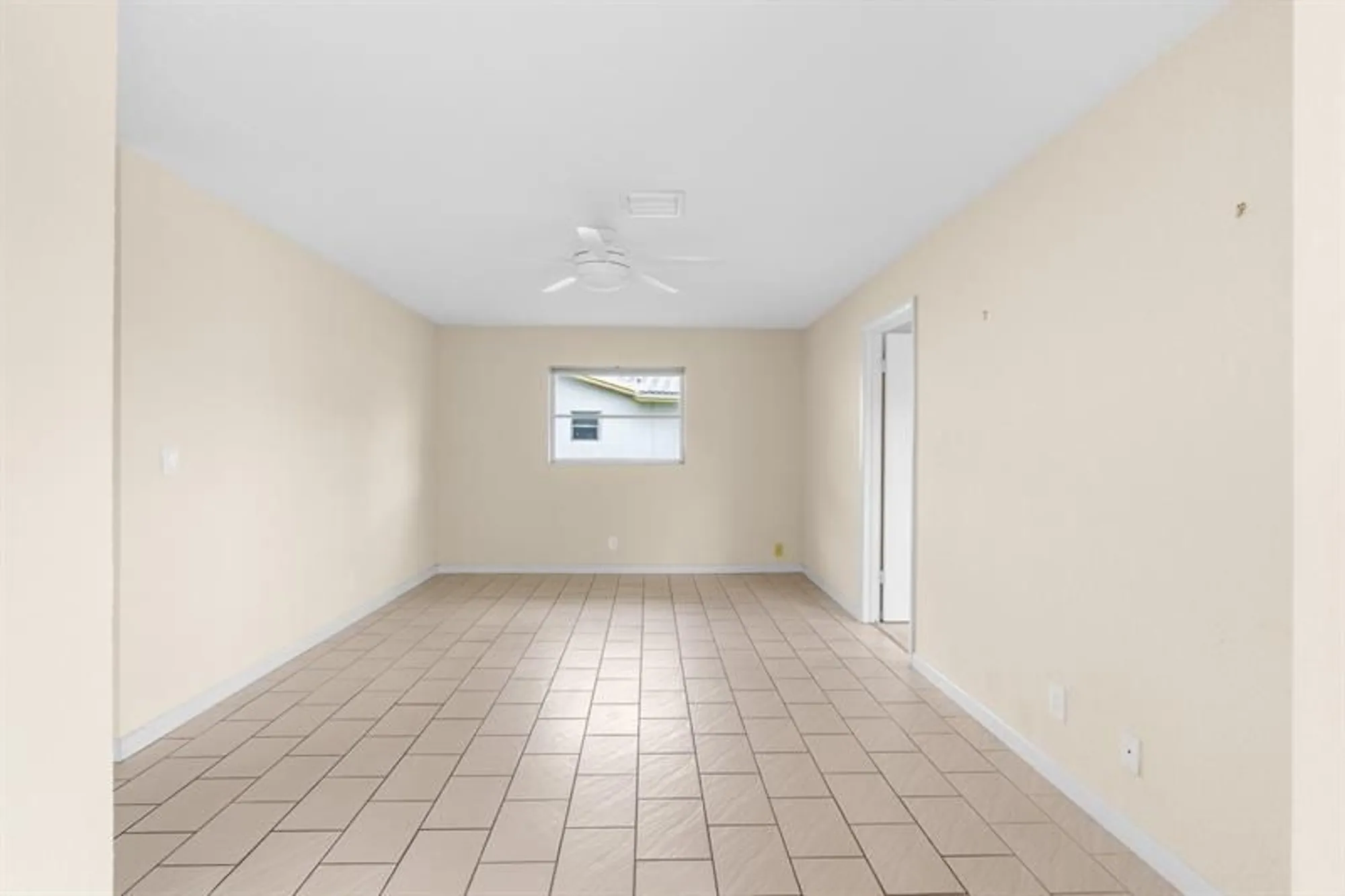 Property Slideshow image 18 of 51 | 8826 nw 13th st, Plantation, FL, 33322