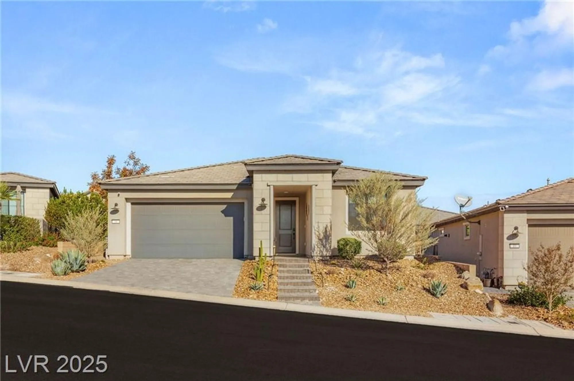 Property Slideshow image 1 of 38 | 14 summer agave ave, Henderson, NV, 89011