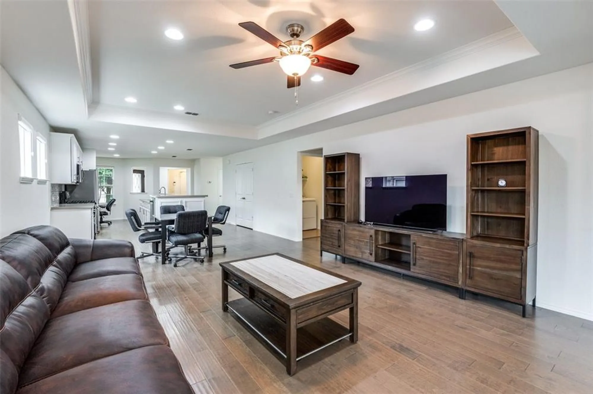 Property Slideshow image 12 of 25 | 8040 cool river dr, Frisco, TX, 75036