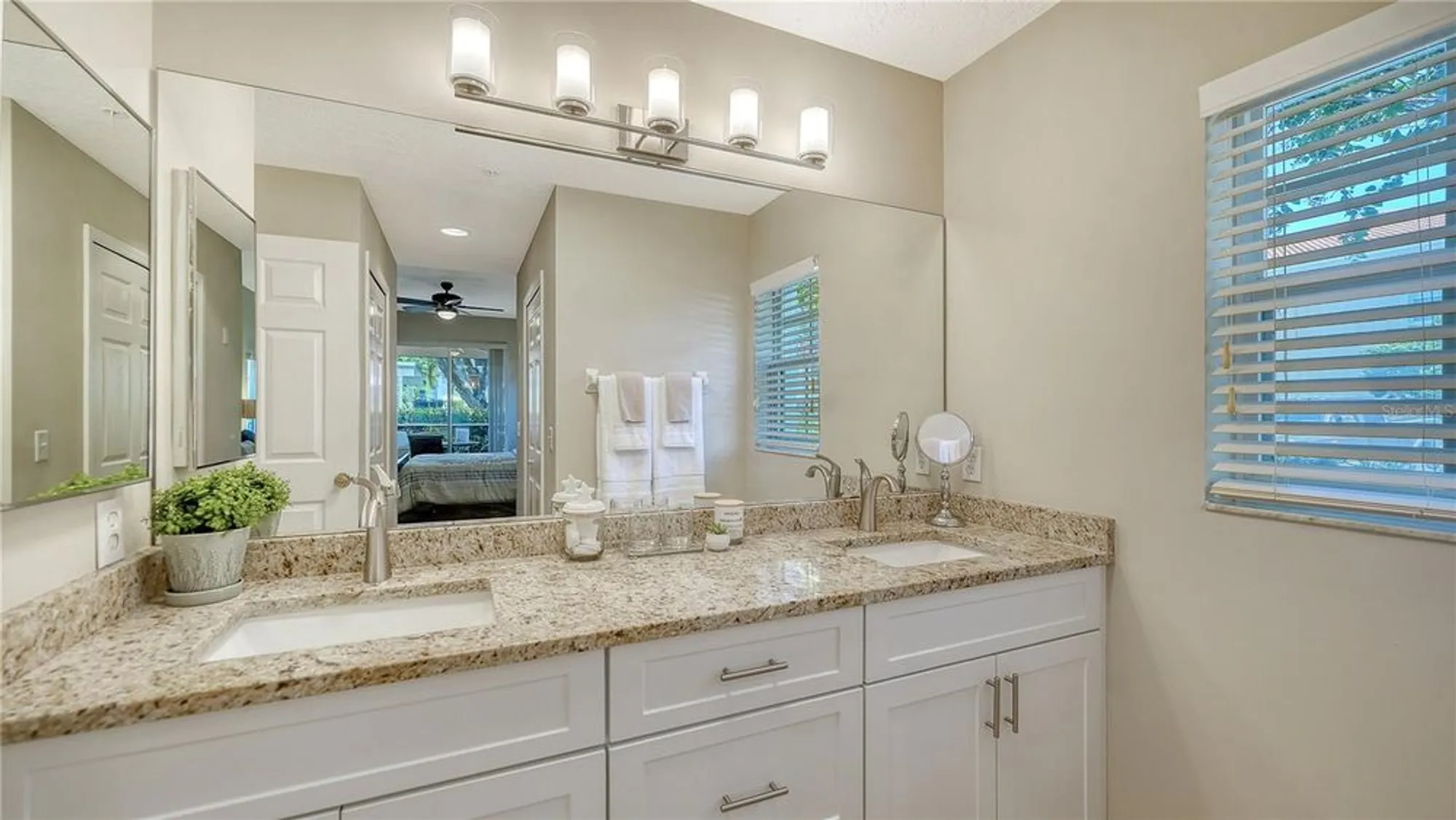 Property Slideshow image 17 of 37 | 4224 central sarasota pkwy 1116, Sarasota, FL, 34238