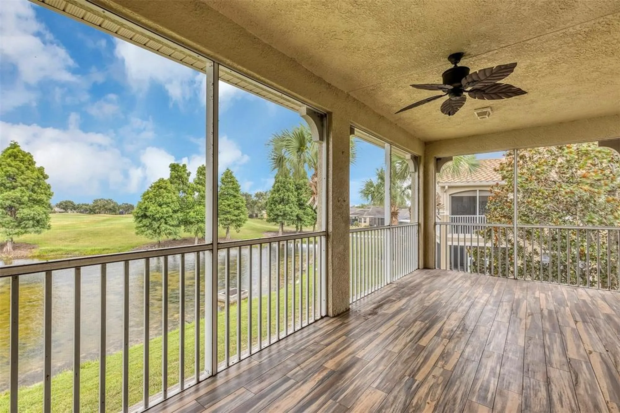 Property Slideshow image 35 of 48 | 1420 emerald dunes dr # 7, Sun City Center, FL, 33573