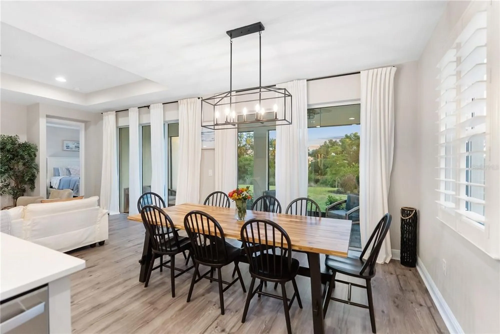 Property Slideshow image 31 of 99 | 16804 savory mist cir, Bradenton, FL, 34211