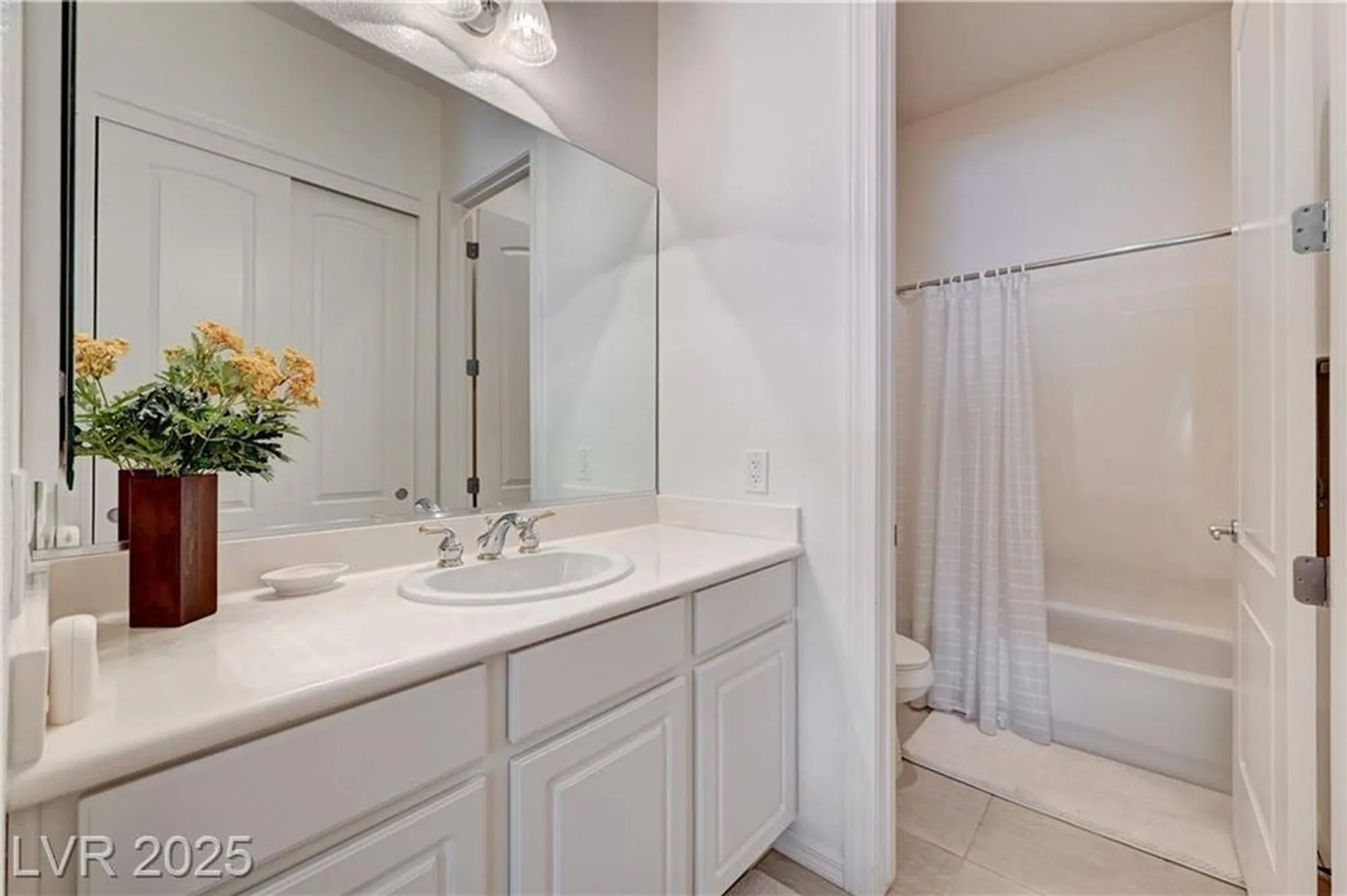 Property Slideshow image 30 of 45 | 2183 clearwater lake dr, Henderson, NV, 89044