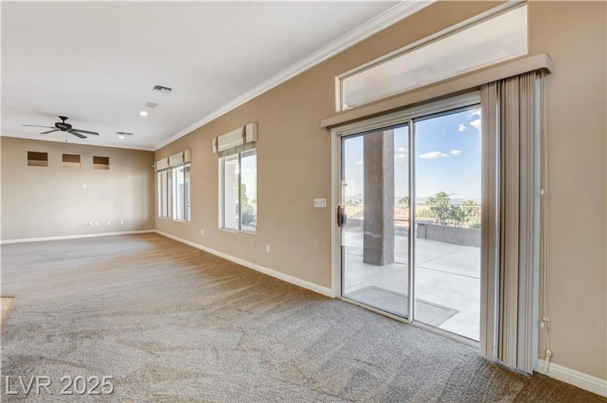 Property Slideshow image 18 of 74 | 1904 hot oak ridge st, Las Vegas, NV, 89134