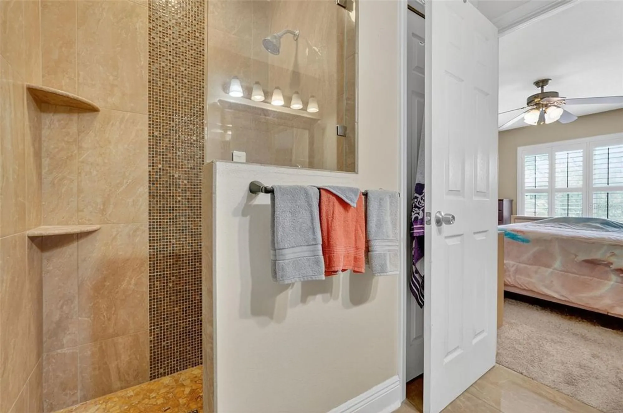 Property Slideshow image 21 of 55 | 29307 schinnecock hills ln, San Antonio, FL, 33576