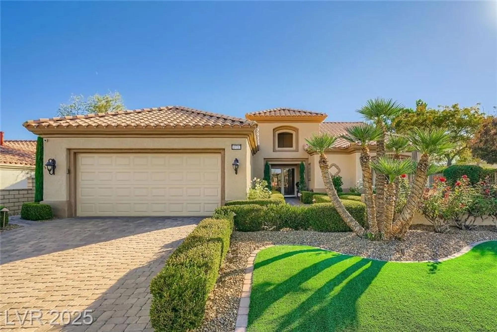 Property Slideshow image 1 of 28 | 10737 shackleton dr, Las Vegas, NV, 89134