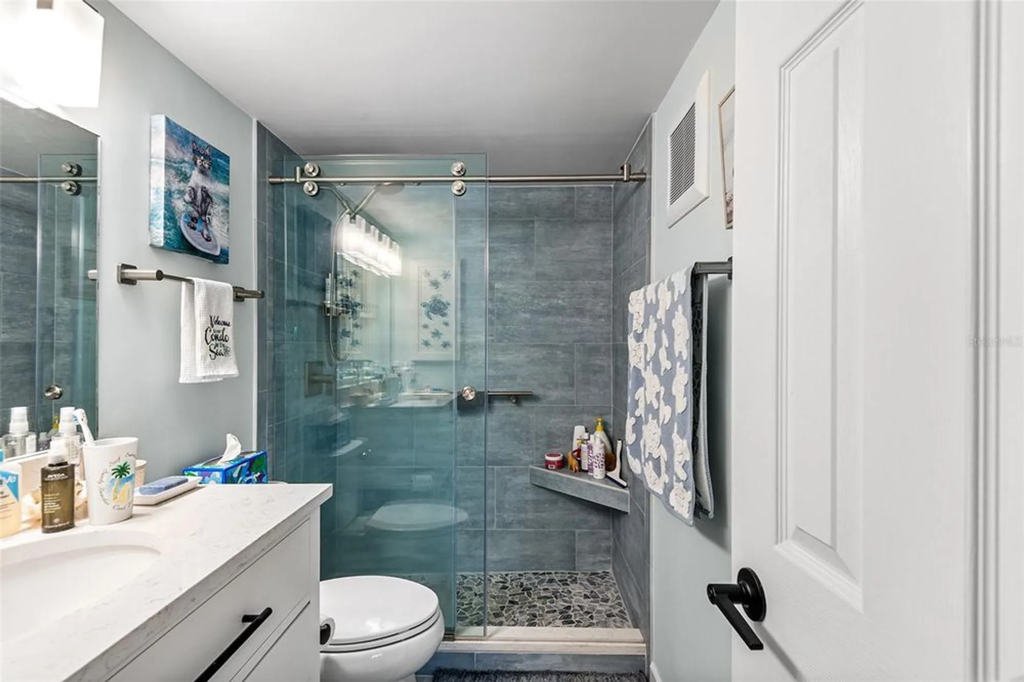 Property Slideshow image 21 of 37 | 14130 rosemary ln 1202, Largo, FL, 33774