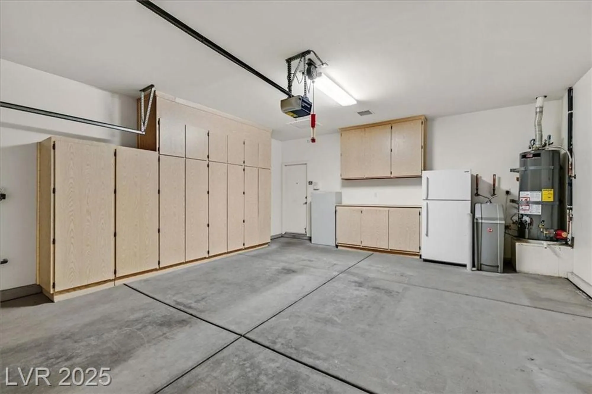 Property Slideshow image 34 of 53 | 580 cypress gardens pl, Henderson, NV, 89012