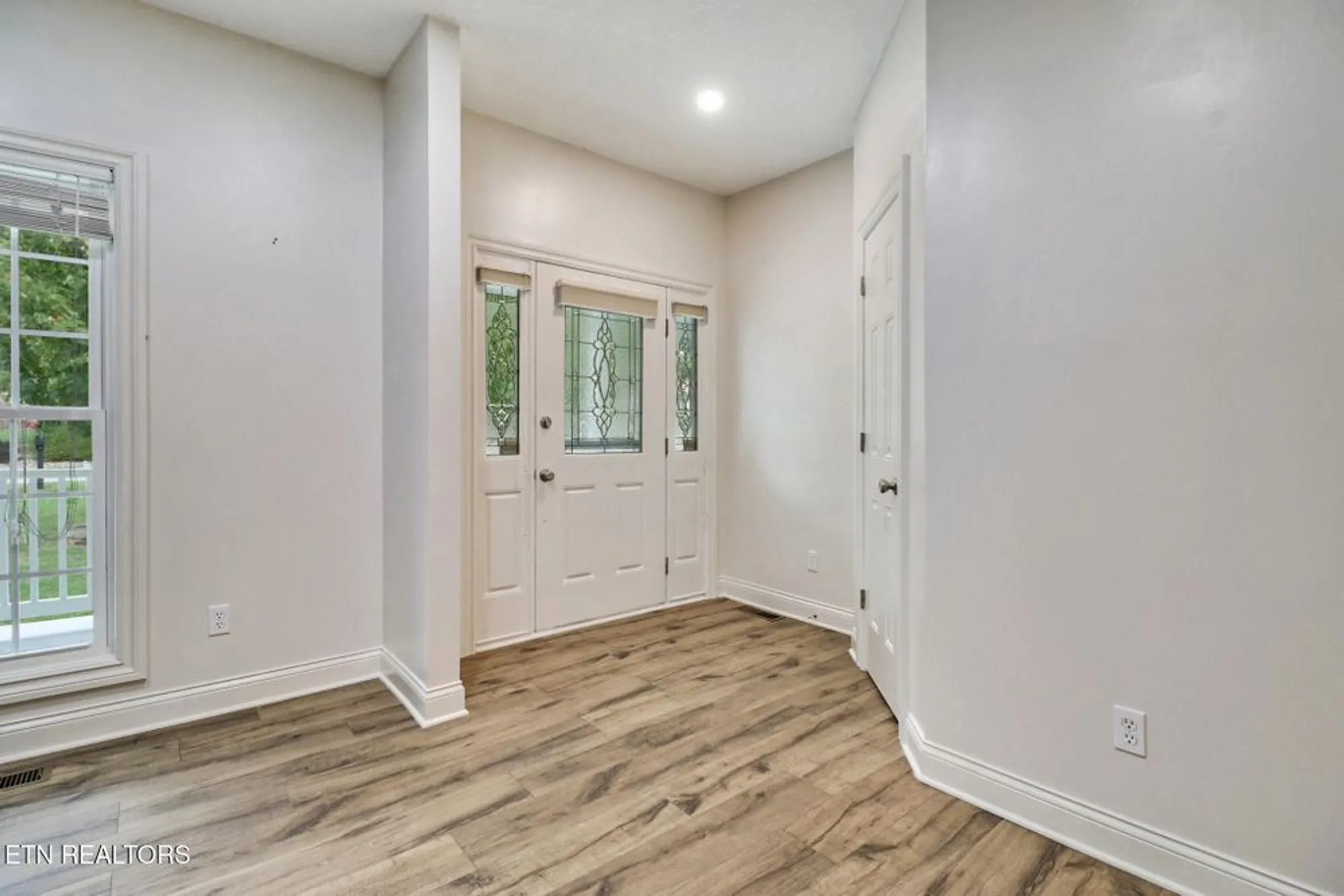 Property Slideshow image 12 of 30 | 613 westchester dr, Crossville, TN, 38558