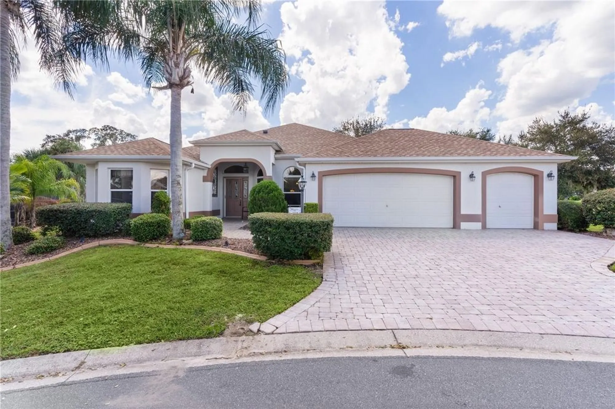 Property Slideshow image 1 of 62 | 3312 barrington ct, The Villages, FL, 32162