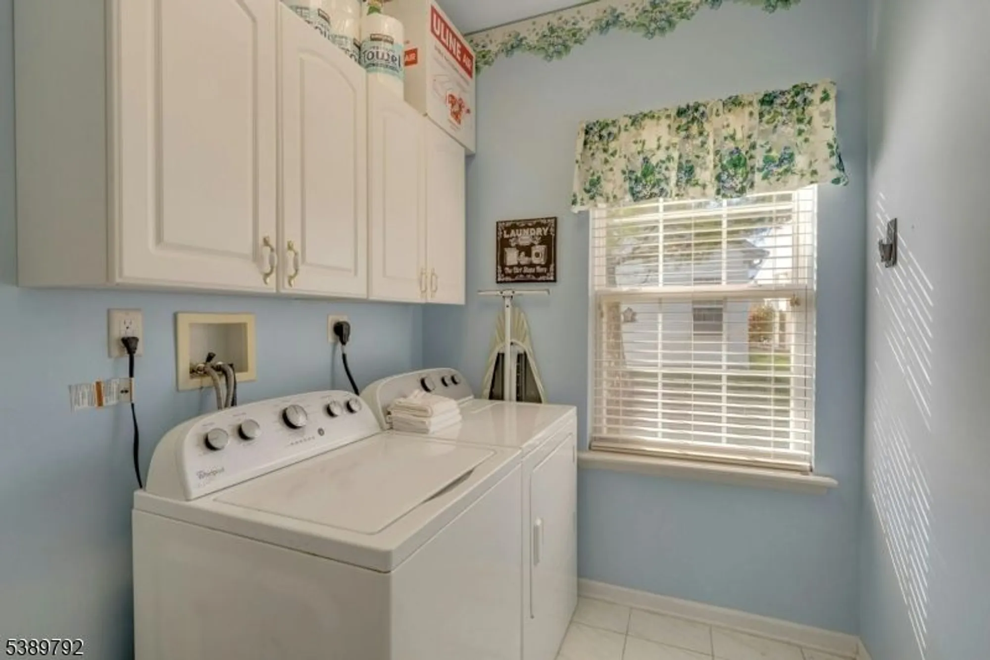 Property Slideshow image 30 of 50 | 5 la rochelle dr, Manchester Tw, NJ, 08759