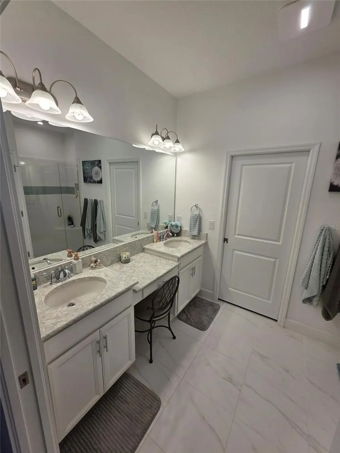 Property Slideshow image 13 of 35 | 10934 wendover dr, Palmetto, FL, 34221