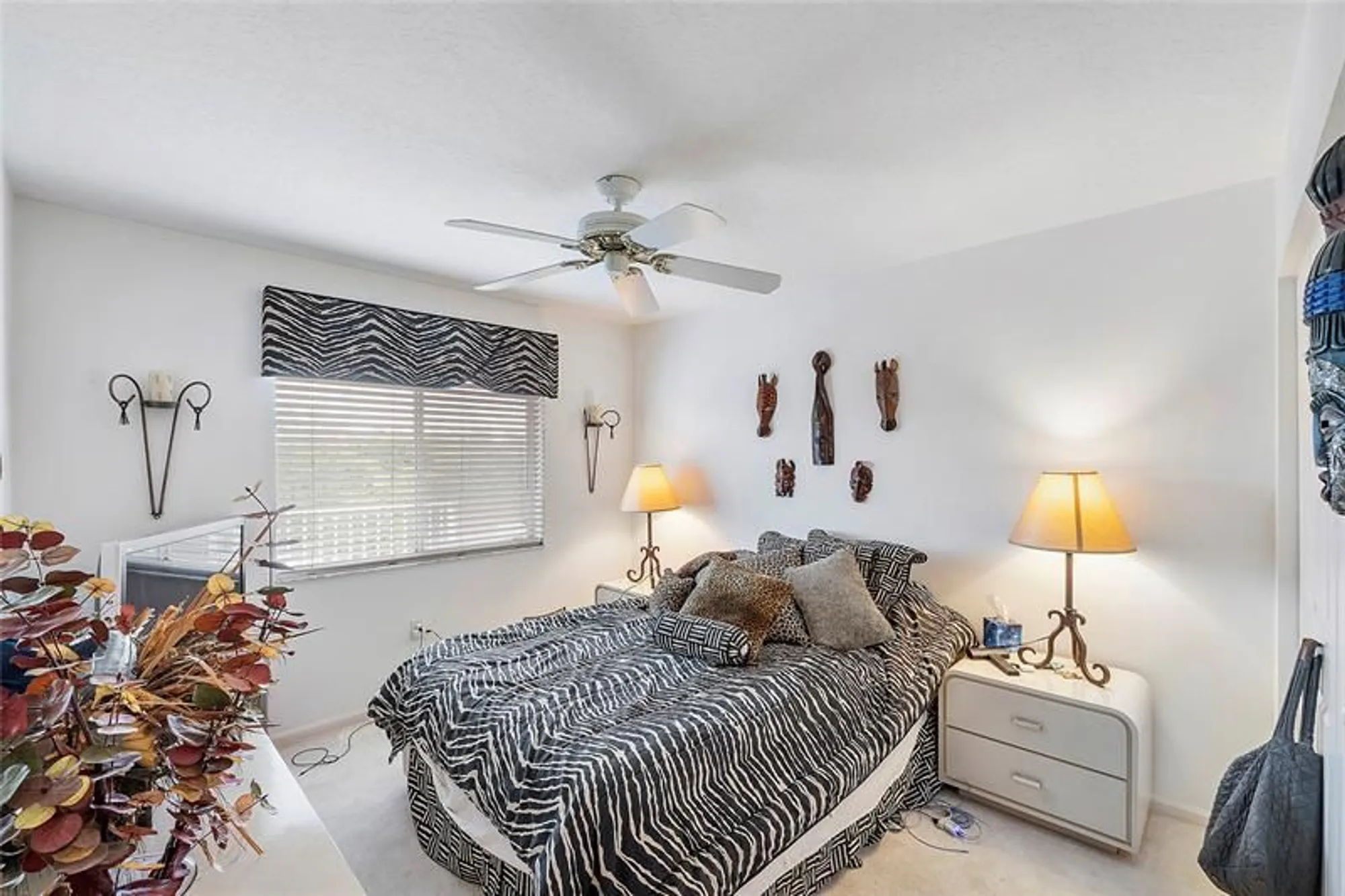 Property Slideshow image 14 of 27 | 5746 crystal shores dr 402, Boynton Beach, FL, 33437