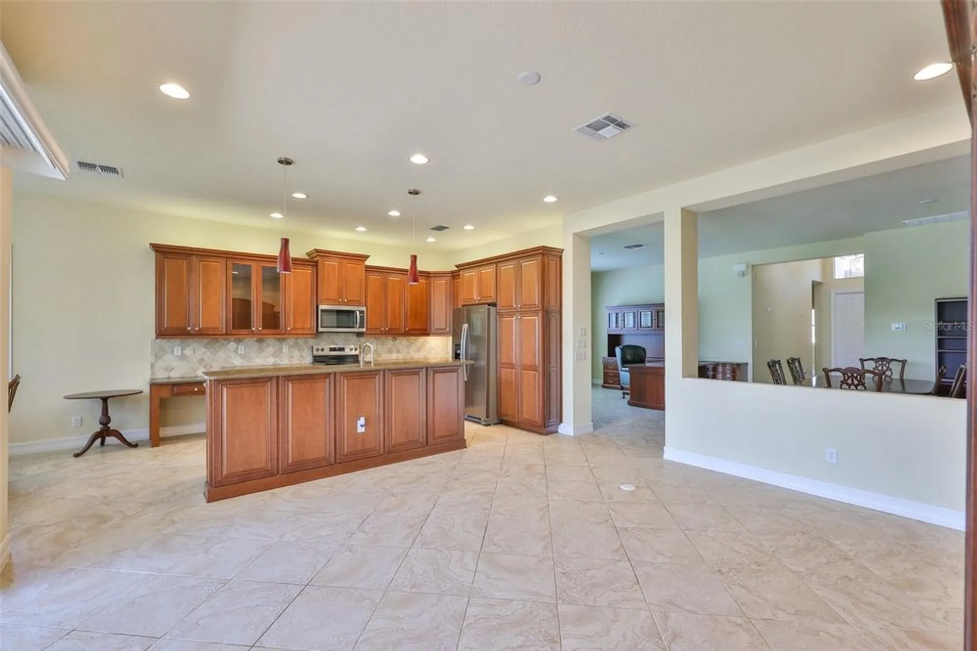 Property Slideshow image 8 of 75 | 16227 cape coral dr, Wimauma, FL, 33598