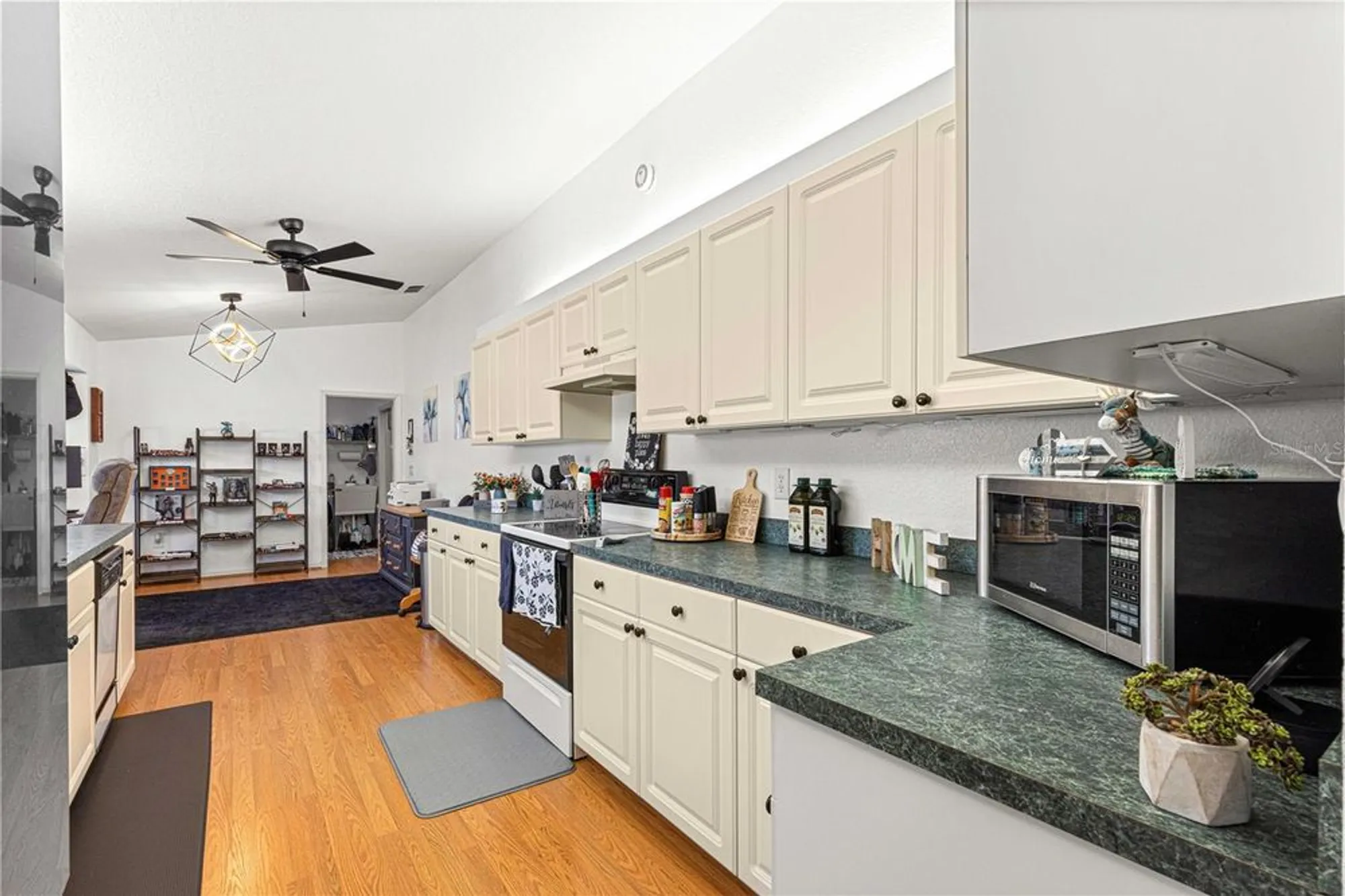 Property Slideshow image 17 of 62 | 13776 se 87th ave, Summerfield, FL, 34491