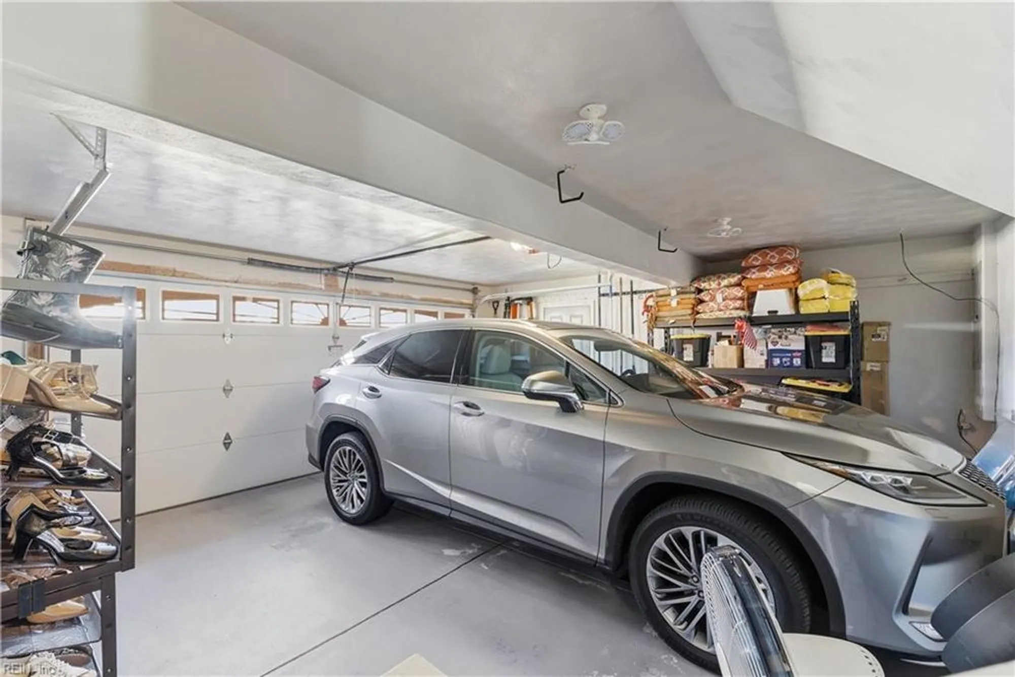 Property Slideshow image 27 of 44 | 3237 gallahad dr, Virginia Beach, VA, 23456