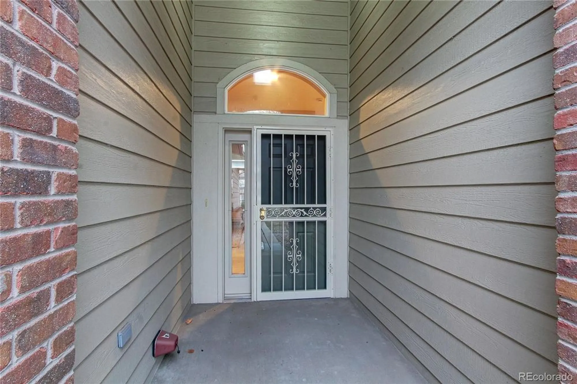 Property Slideshow image 5 of 34 | 2860 w riverwalk cir b, Littleton, CO, 80123