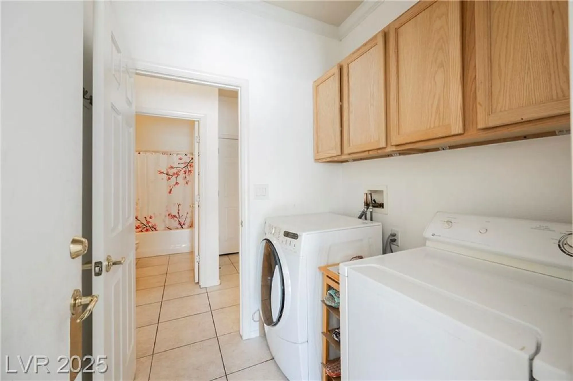 Property Slideshow image 24 of 50 | 1818 eagle mesa ave, Henderson, NV, 89012