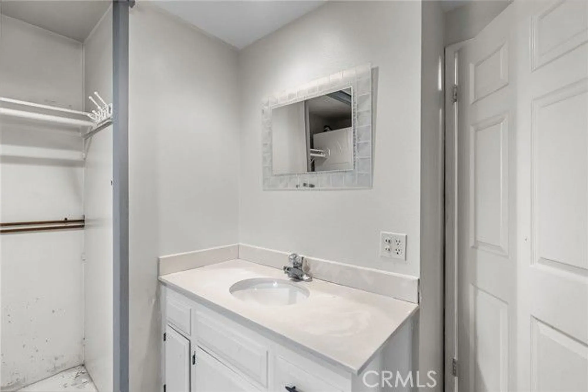 Property Slideshow image 18 of 25 | 2277 via mariposa b, Laguna Woods, CA, 92637