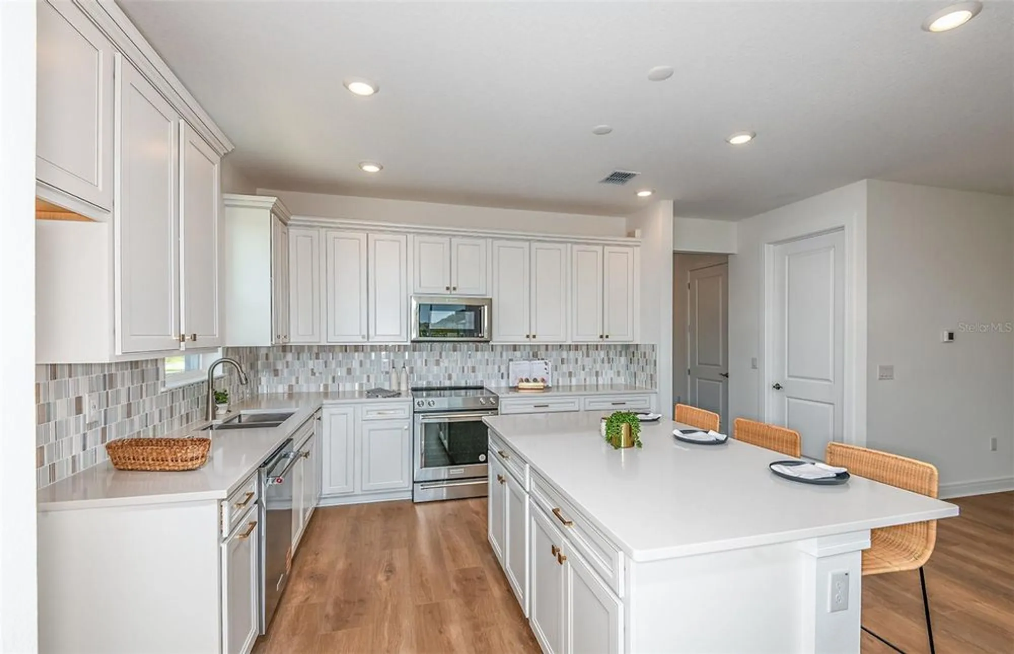 Property Slideshow image 4 of 37 | 5295 sw 87th ter, Ocala, FL, 34481