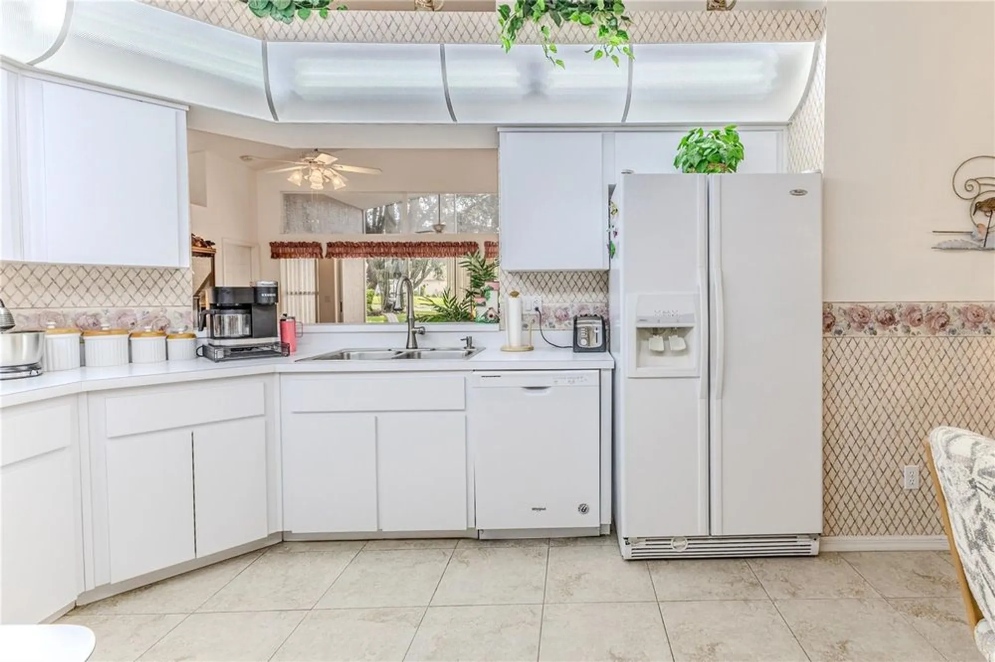 Property Slideshow image 18 of 51 | 464 mistwood ct, Spring Hill, FL, 34609