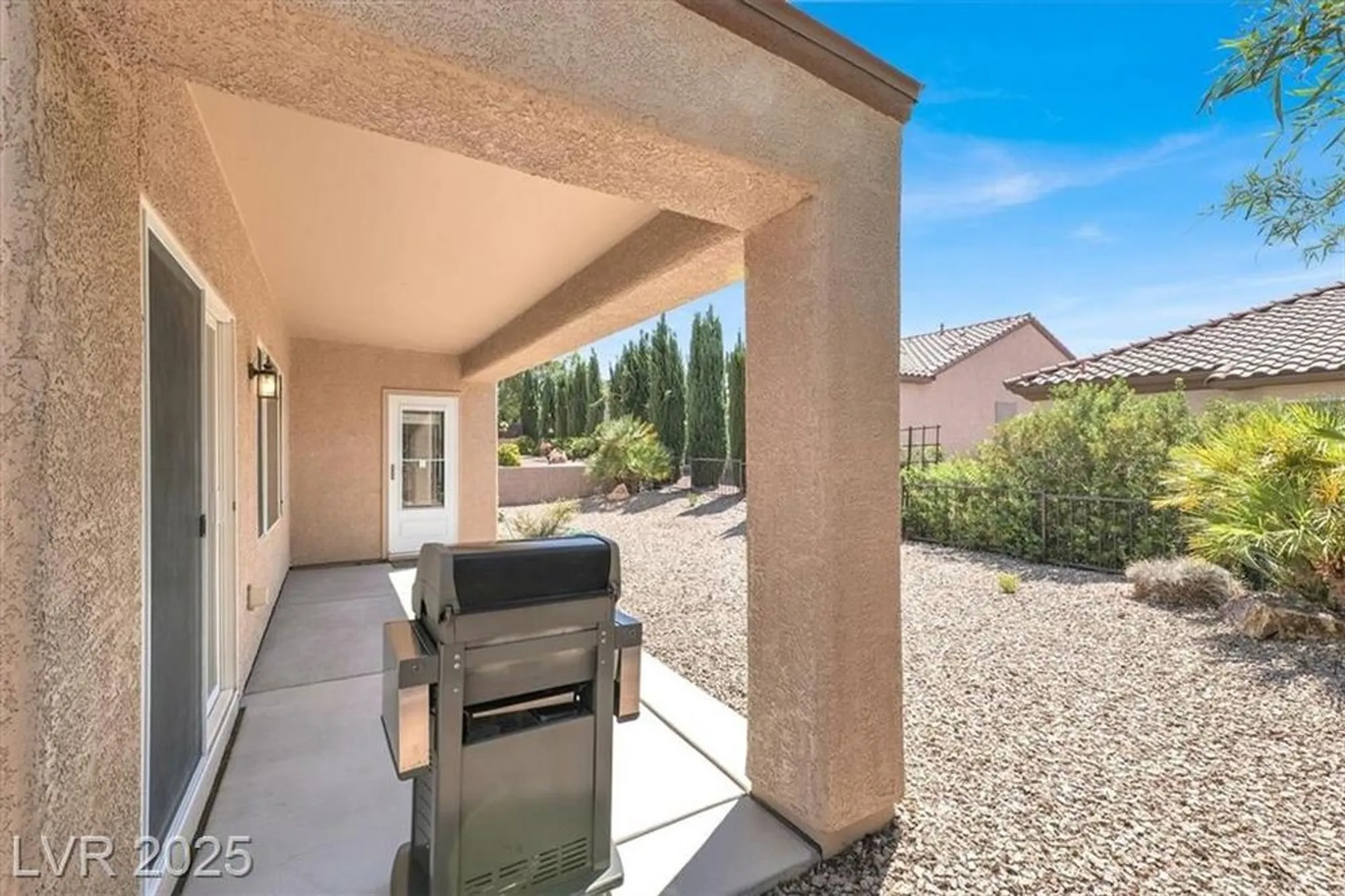 Property Slideshow image 21 of 24 | 2101 sawtooth mountain dr, Henderson, NV, 89044