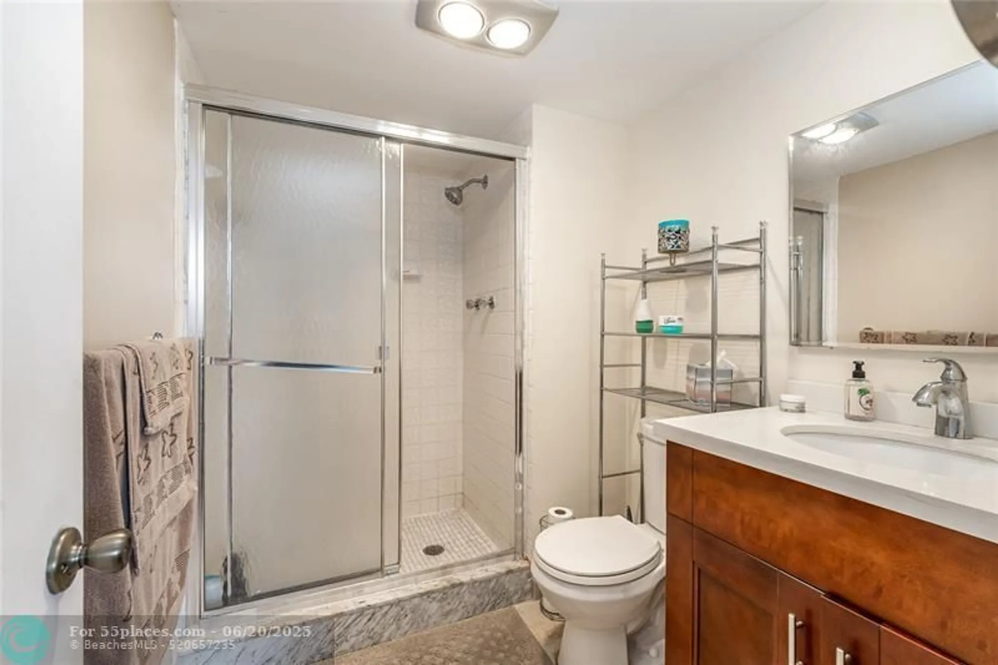 Property Slideshow image 6 of 23 | 411 s hollybrook dr apt 203, Pembroke Pines, FL, 33025