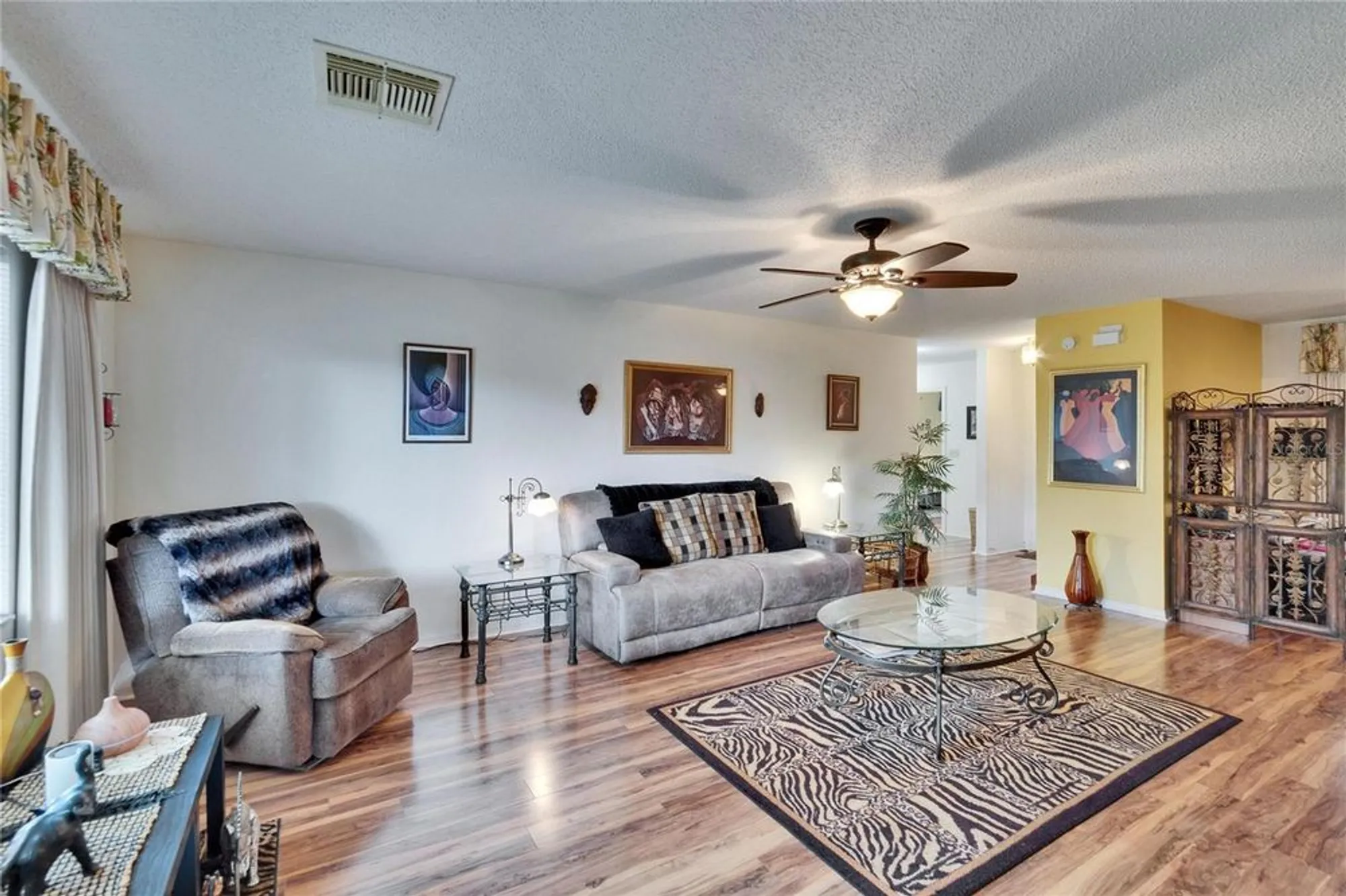 Property Slideshow image 14 of 59 | 1426 ingram dr # 1426, Sun City Center, FL, 33573