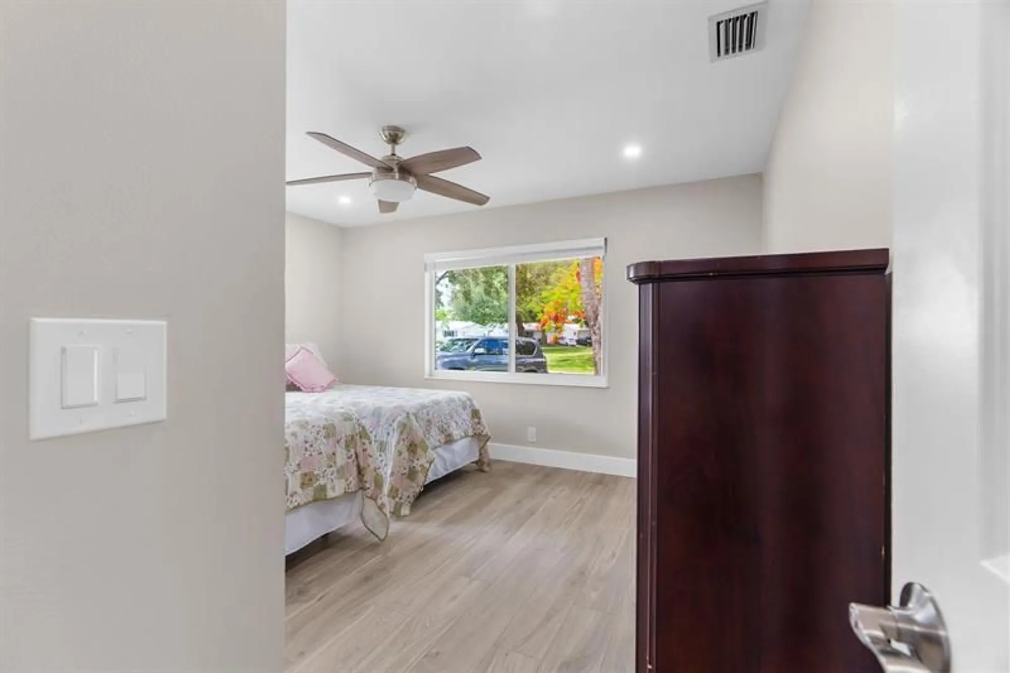 Property Slideshow image 27 of 59 | 8825 nw 14th st, Plantation, FL, 33322