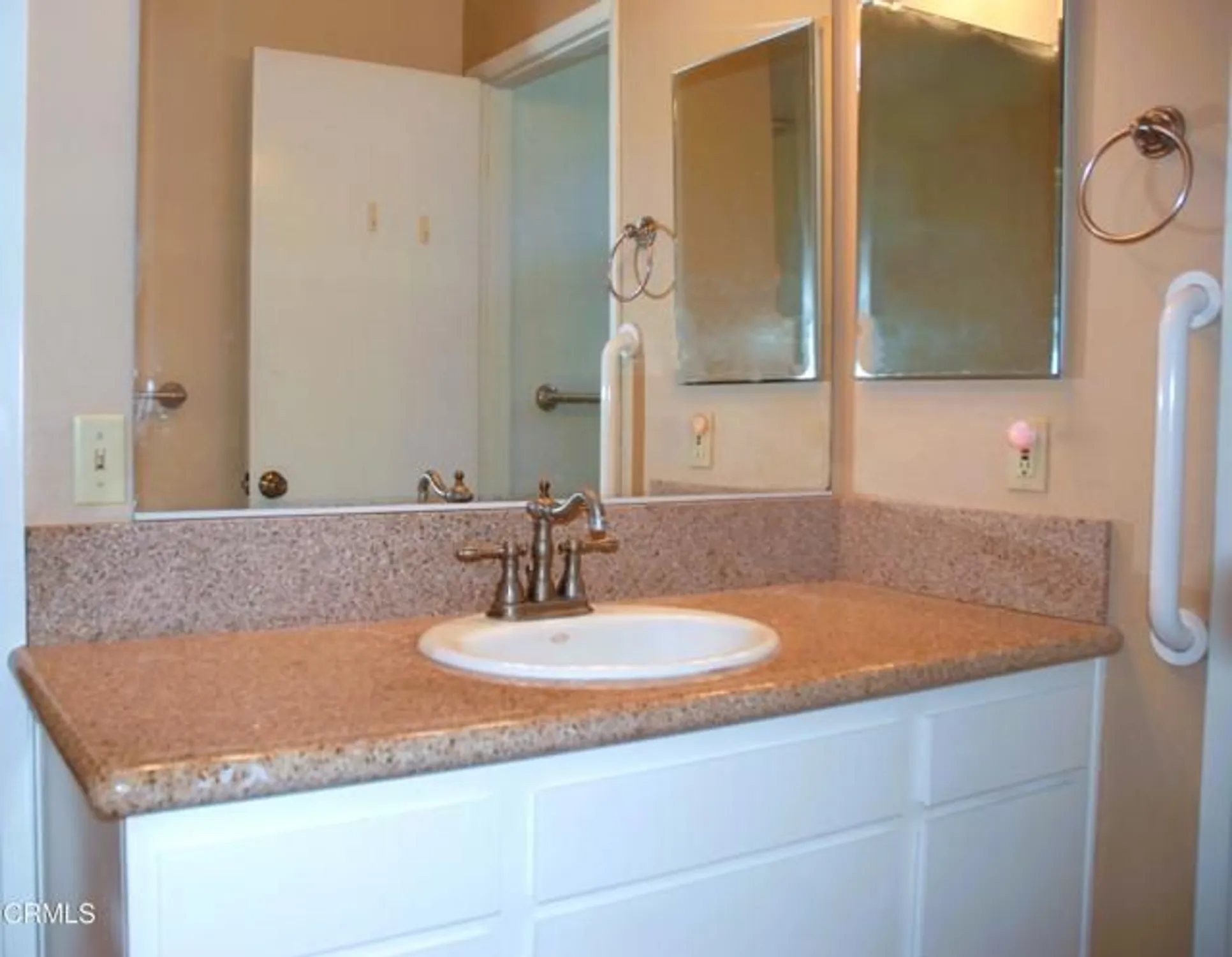 Property Slideshow image 22 of 56 | 6213 village 6, Camarillo, CA, 93012