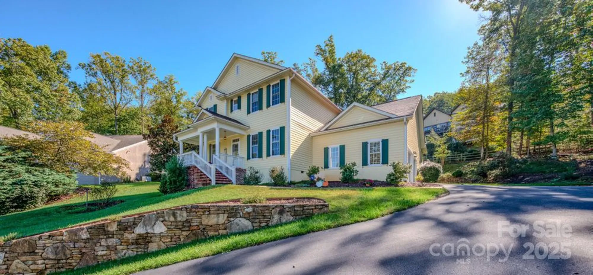 Property Slideshow image 29 of 39 | 16 larue ct, Biltmore Lake, NC, 28715