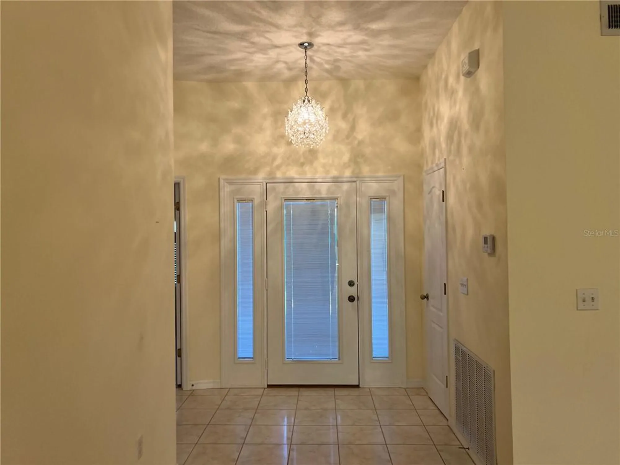 Property Slideshow image 4 of 70 | 669 waterford dr, Haines City, FL, 33844