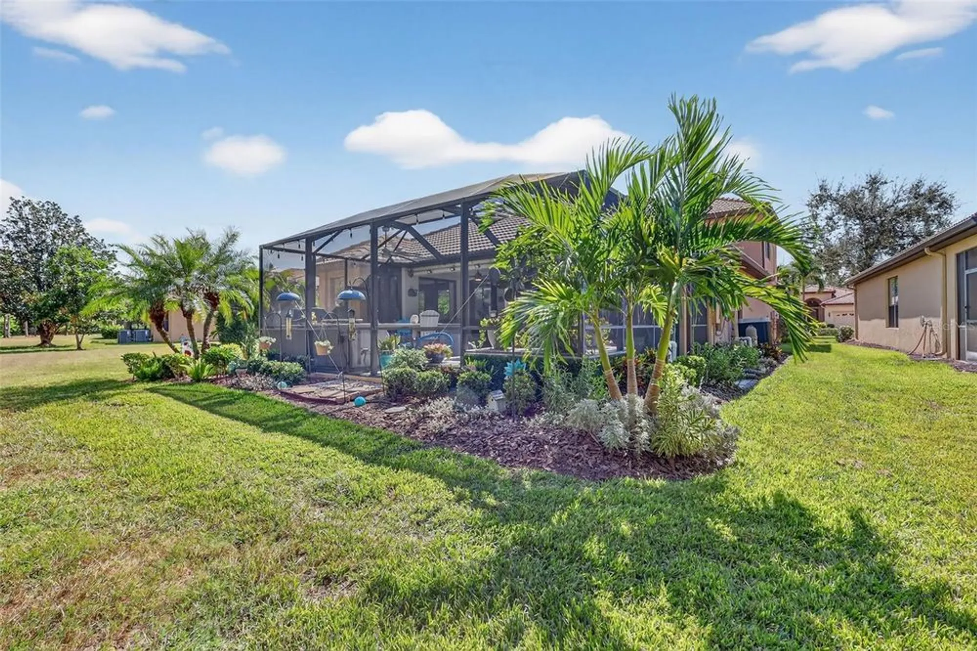 Property Slideshow image 50 of 54 | 145 silver falls dr, Apollo Beach, FL, 33572
