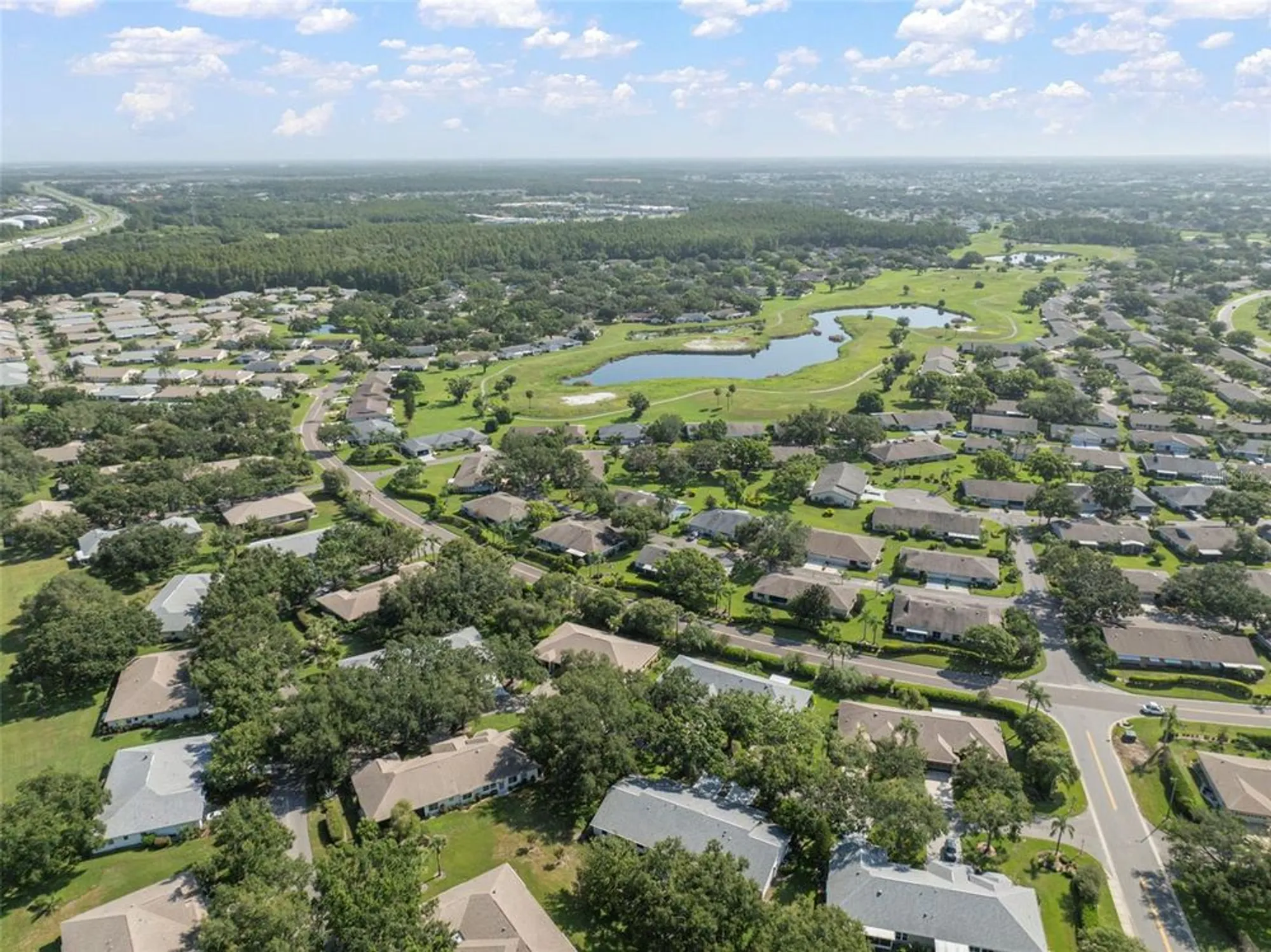 Property Slideshow image 32 of 41 | 1609 laughton pl, Sun City Center, FL, 33573