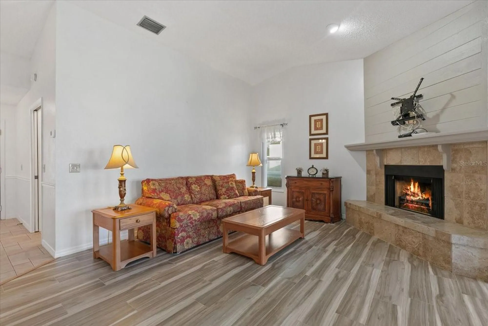 Property Slideshow image 7 of 48 | 508 foxwood blvd, Englewood, FL, 34223