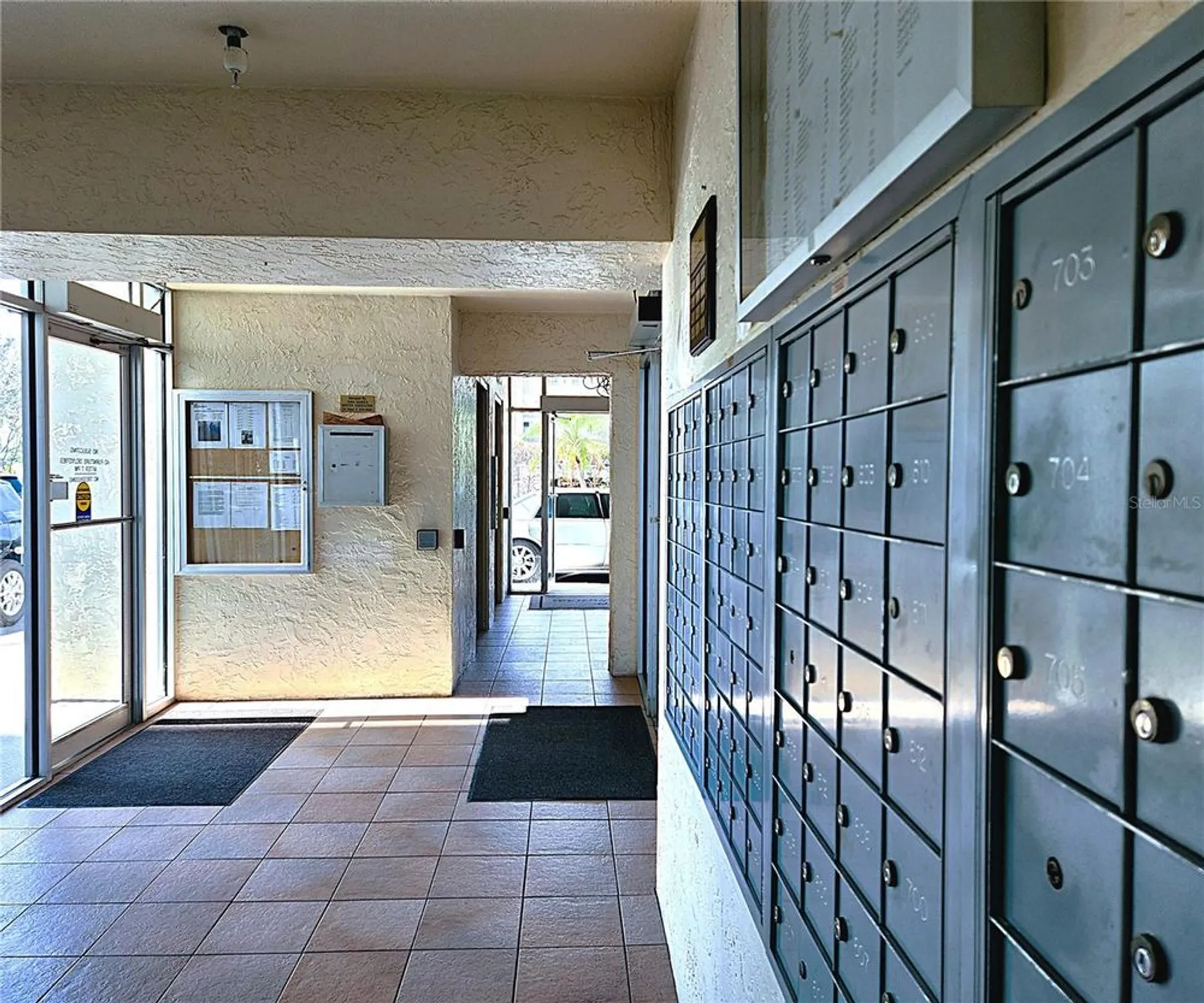 Property Slideshow image 6 of 59 | 6060 shore blvd 903, Gulfport, FL, 33707