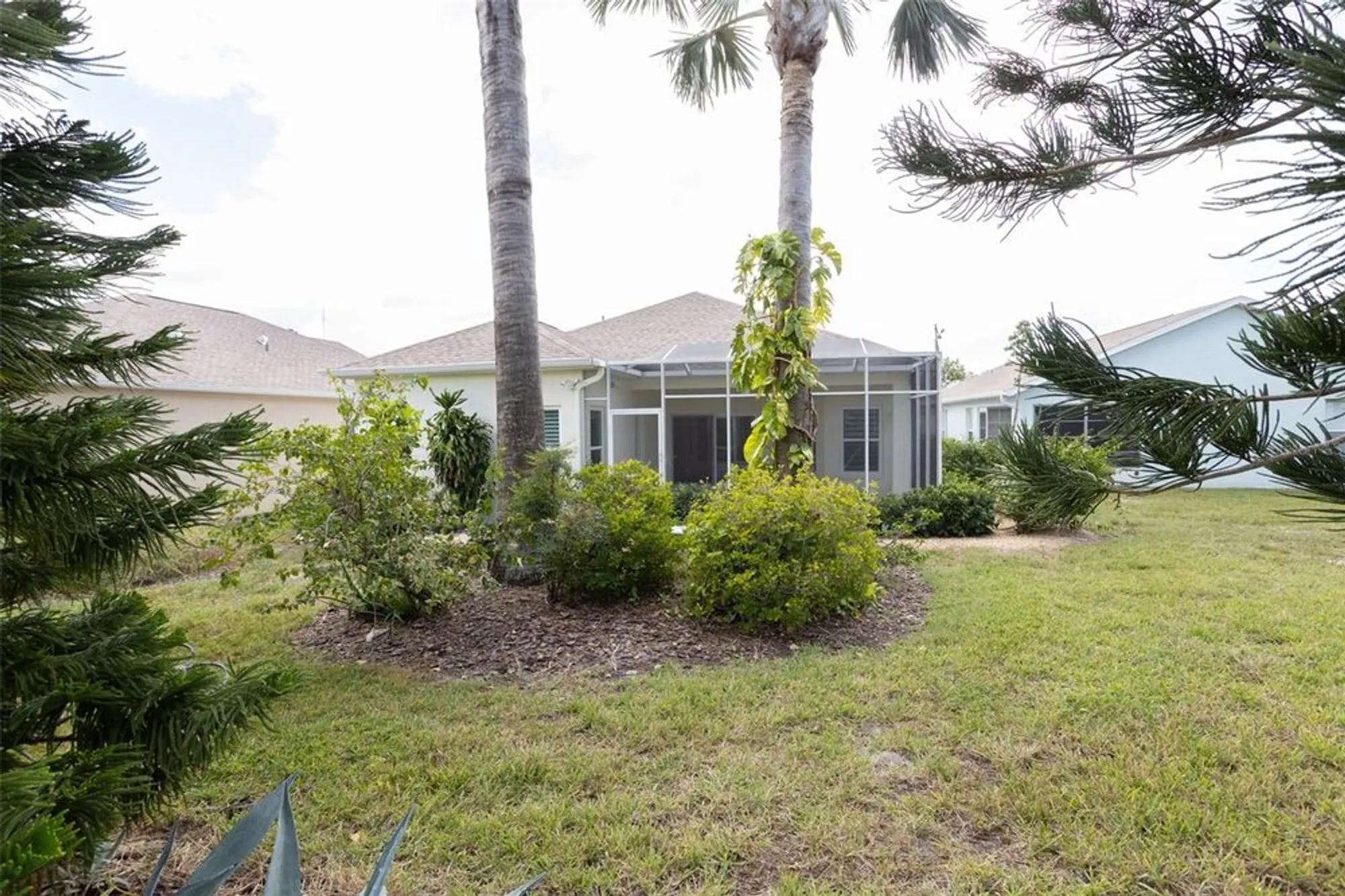Property Slideshow image 46 of 89 | 2529 sandy hill ct, Holiday, FL, 34691