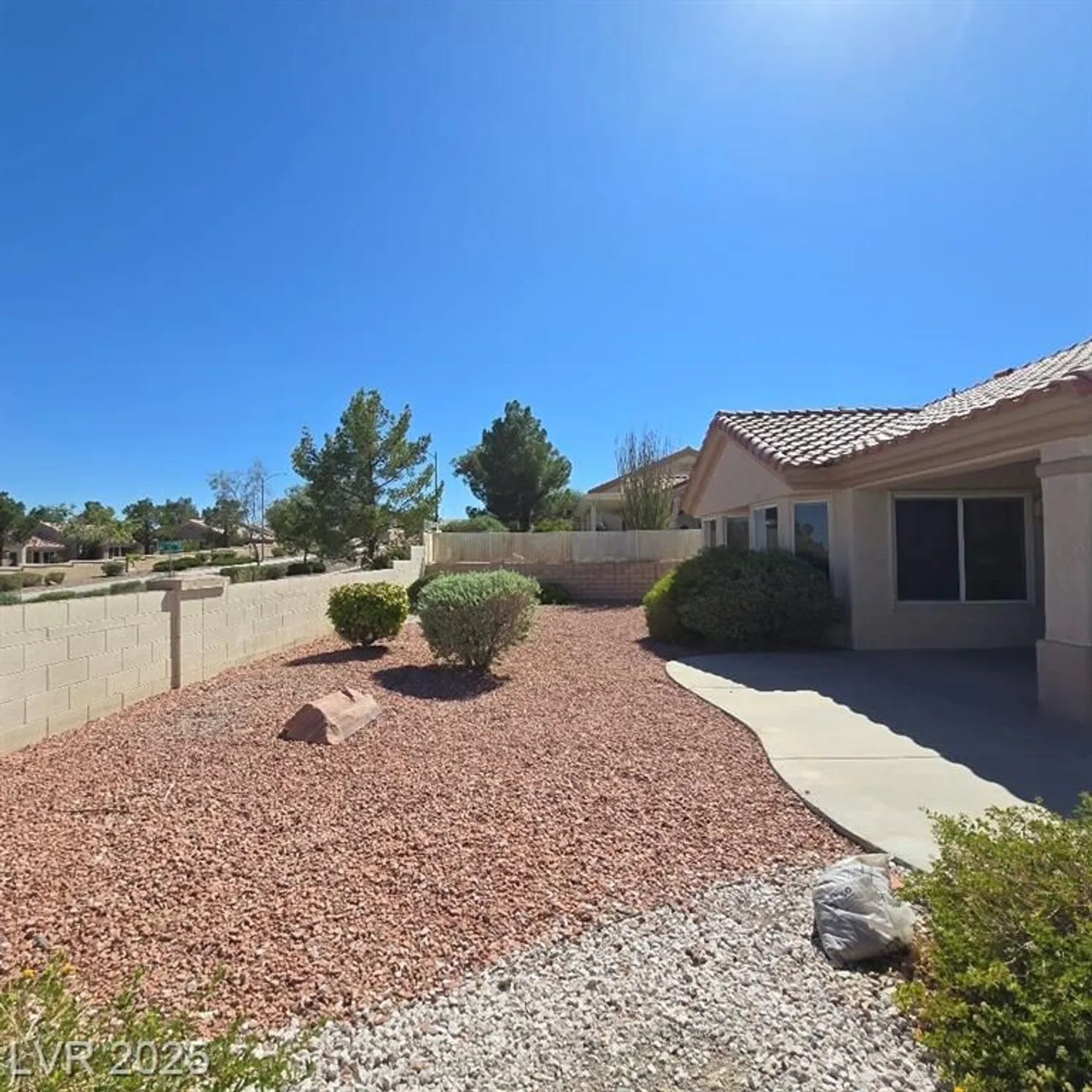 Property Slideshow image 5 of 38 | 10713 paradise point dr, Las Vegas, NV, 89134