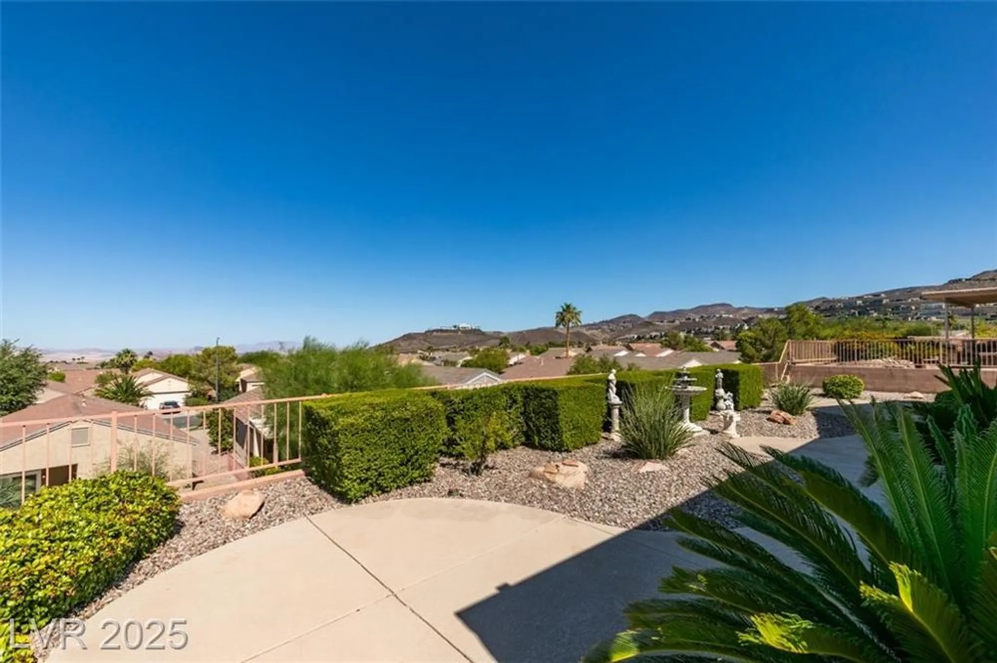 Property Slideshow image 31 of 34 | 2112 king mesa dr, Henderson, NV, 89012