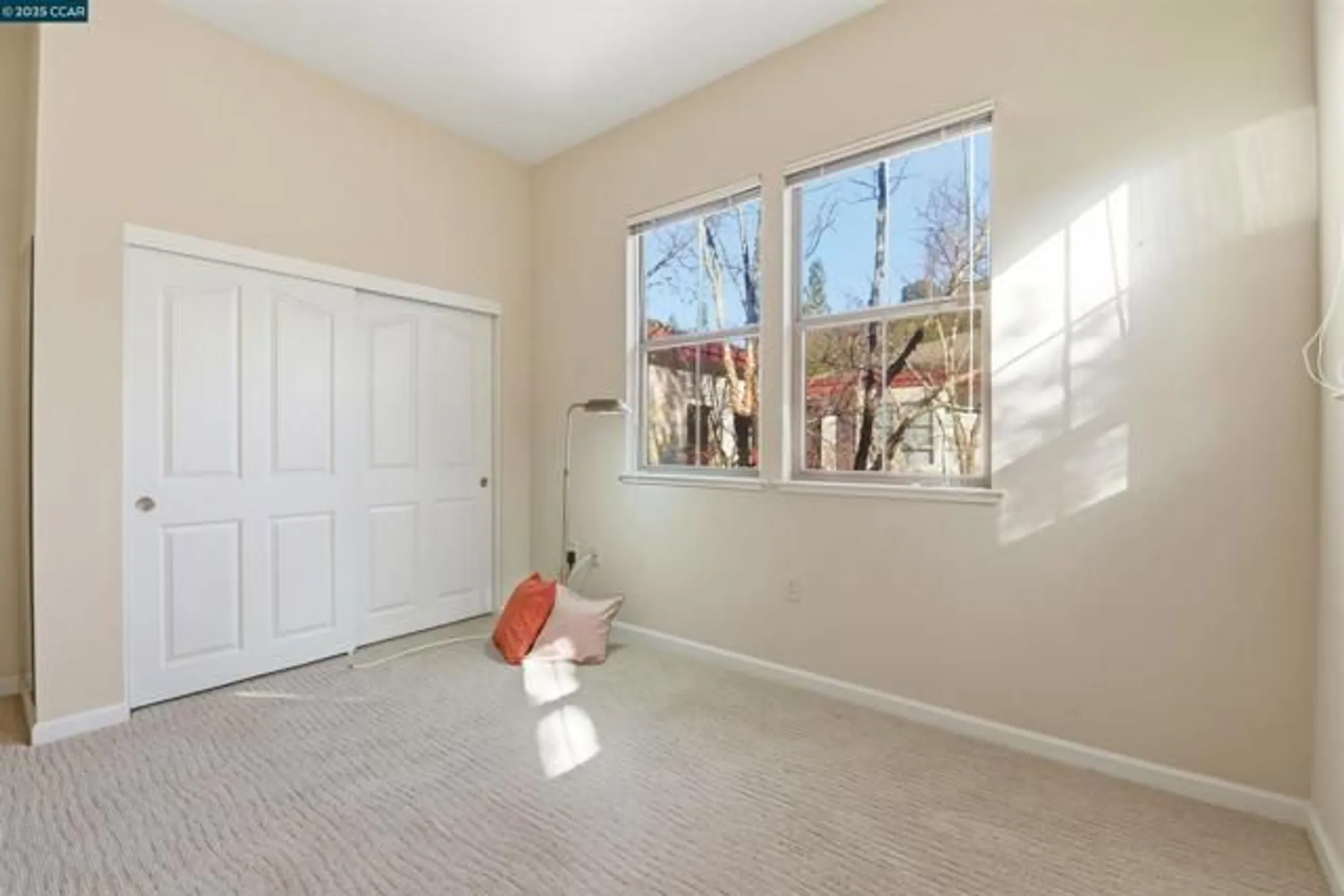 Property Slideshow image 14 of 25 | 5913 horsemans canyon dr apt 1c, Walnut Creek, CA, 94595