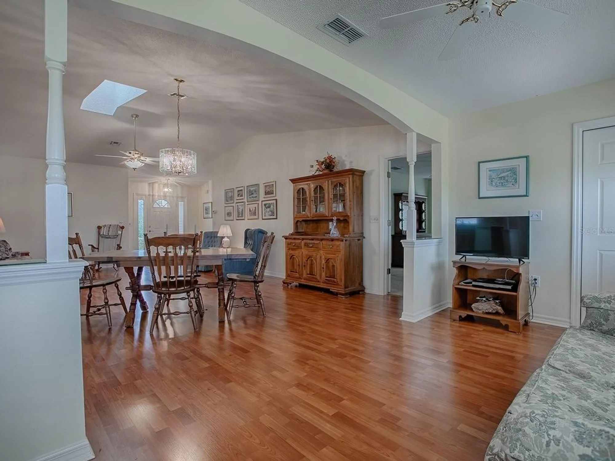 Property Slideshow image 18 of 43 | 305 ranchwood dr, Leesburg, FL, 34748