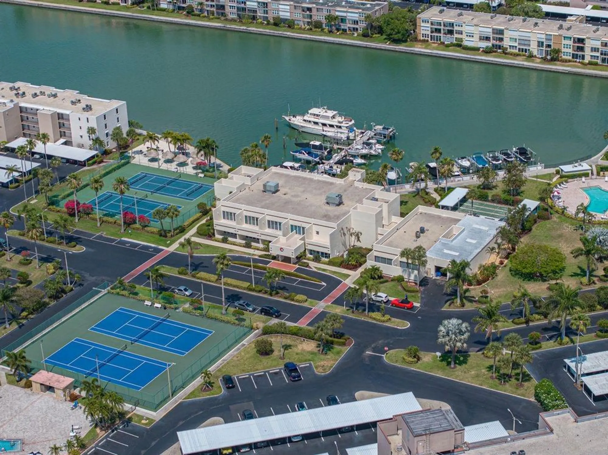 Property Slideshow image 50 of 80 | 7600 sun island dr 703, South Pasadena, FL, 33707