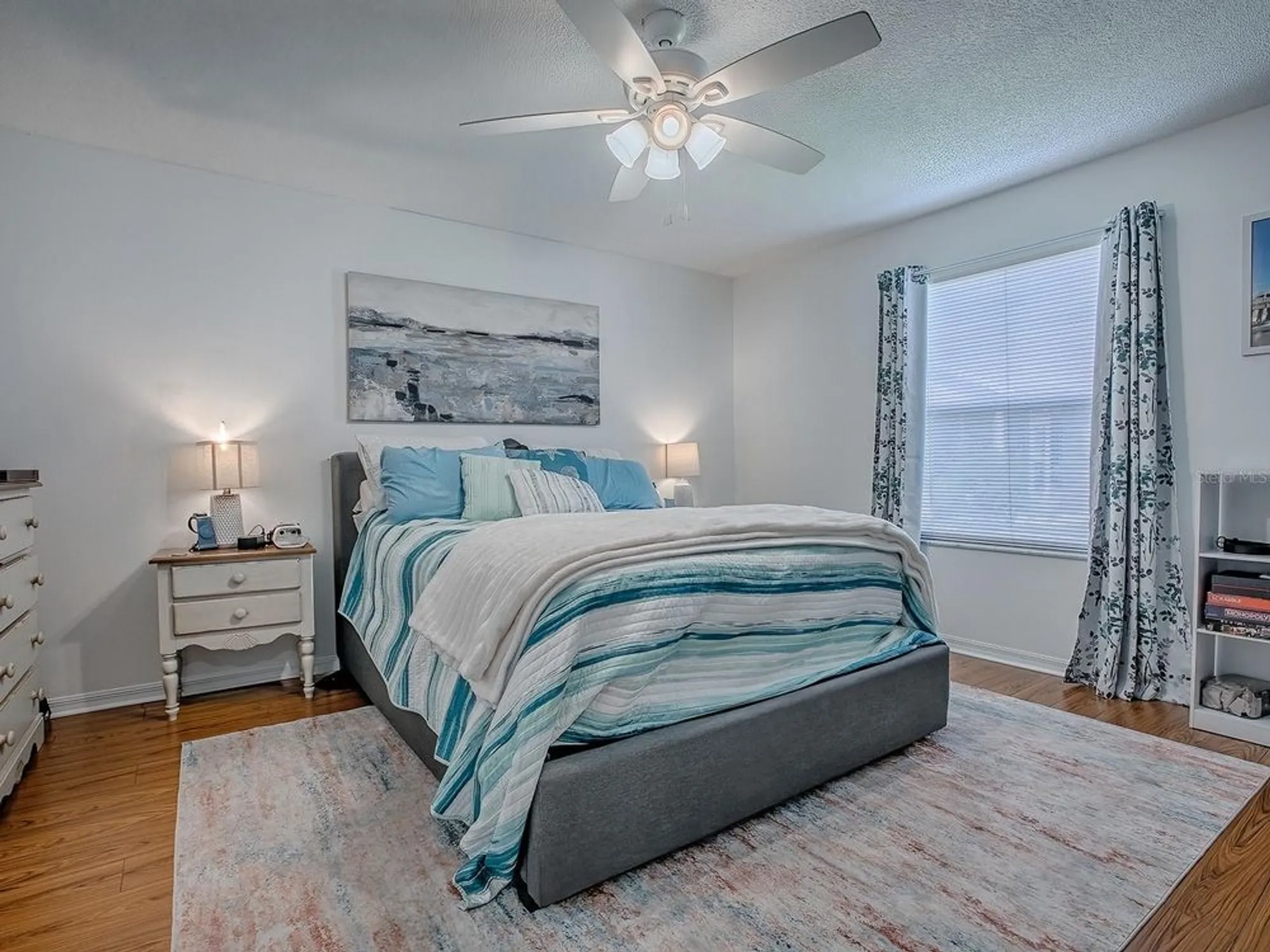 Property Slideshow image 21 of 42 | 2412 merida cir, The Villages, FL, 32162