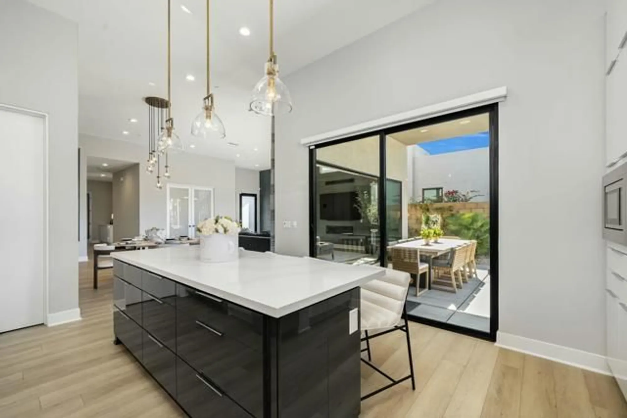 Property Slideshow image 13 of 58 | 4401 lumina way, Palm Springs, CA, 92262