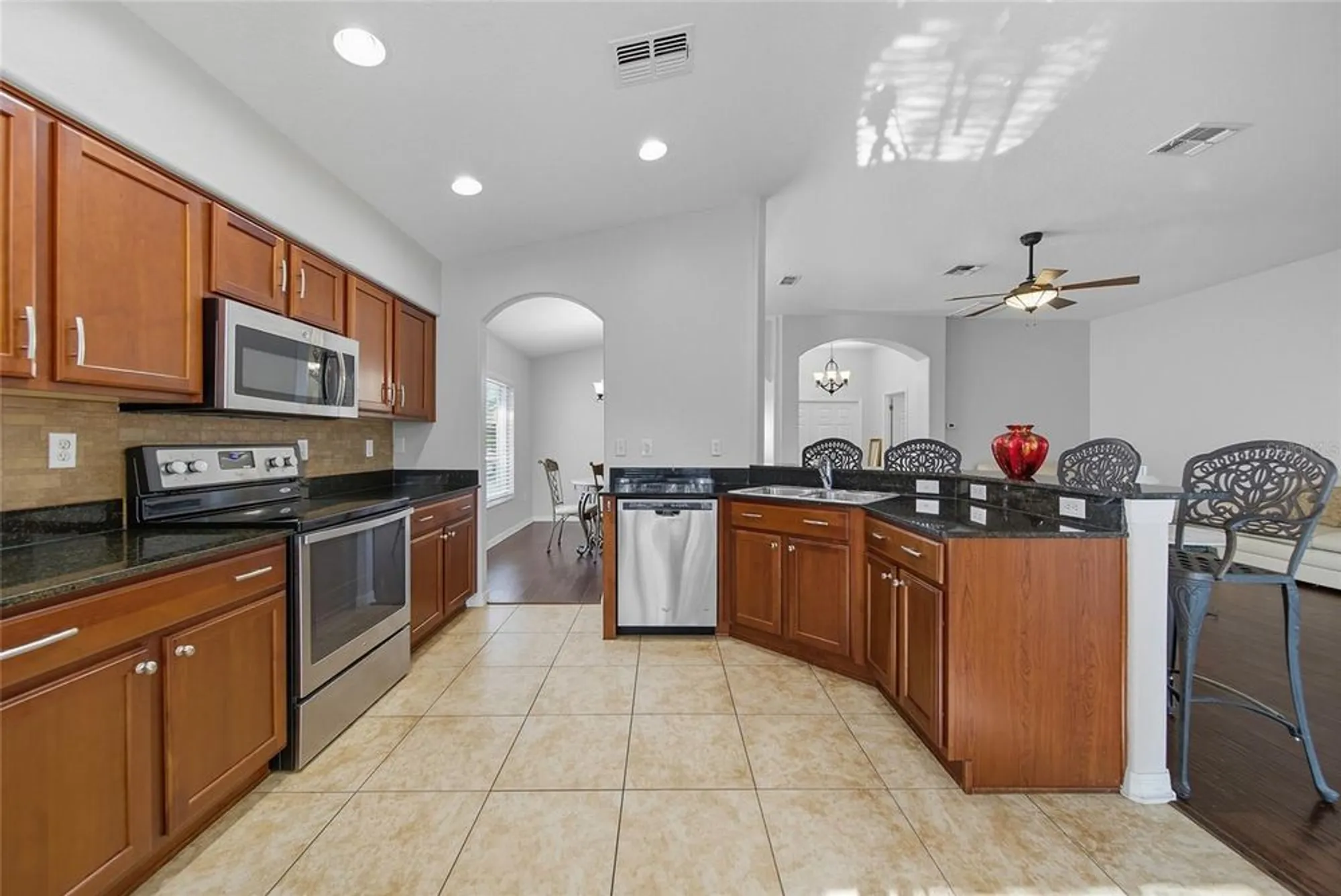 Property Slideshow image 19 of 43 | 9427 rolling cir, San Antonio, FL, 33576