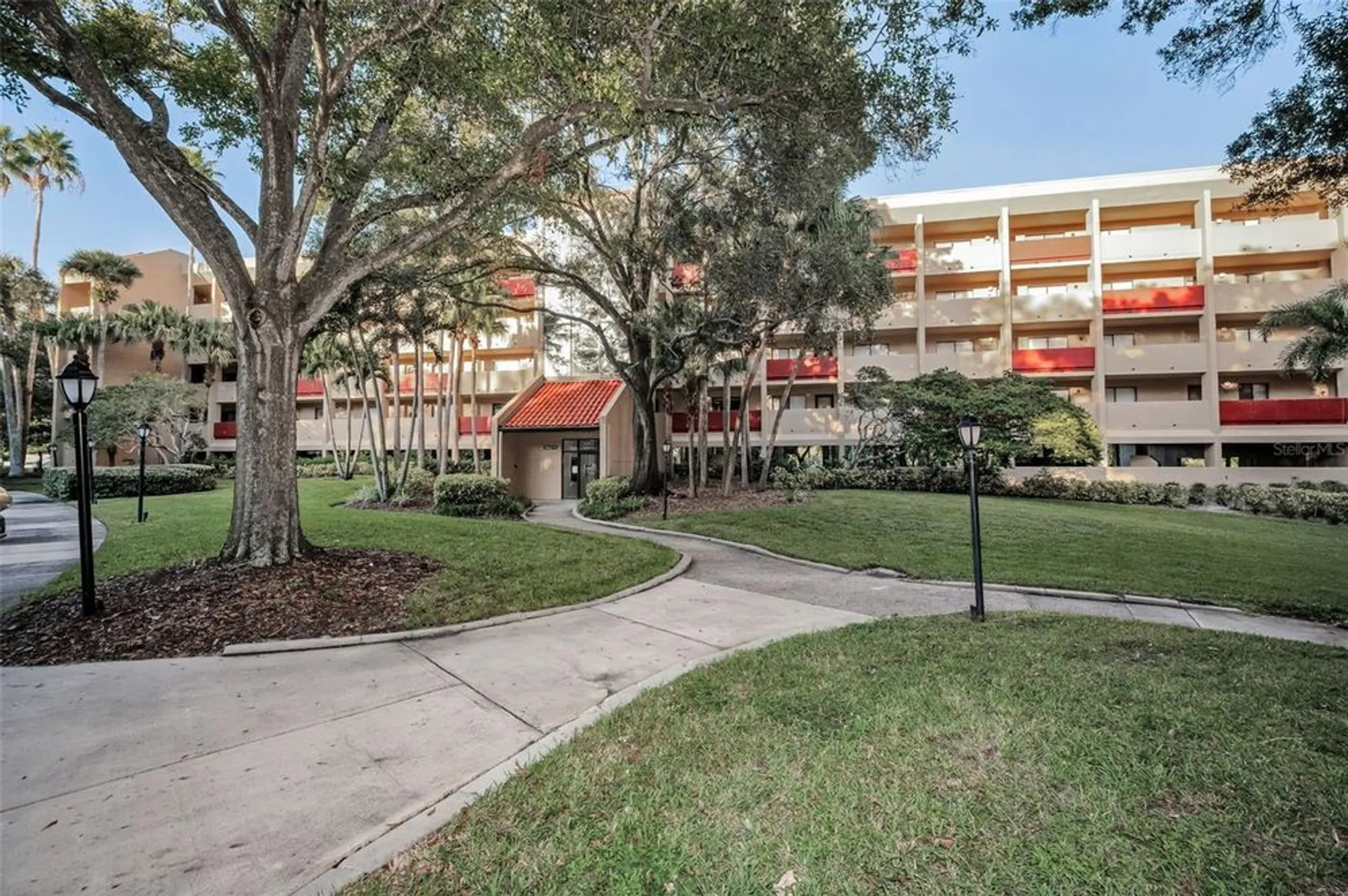 Property Slideshow image 6 of 85 | 3062 eastland blvd 105, Clearwater, FL, 33761
