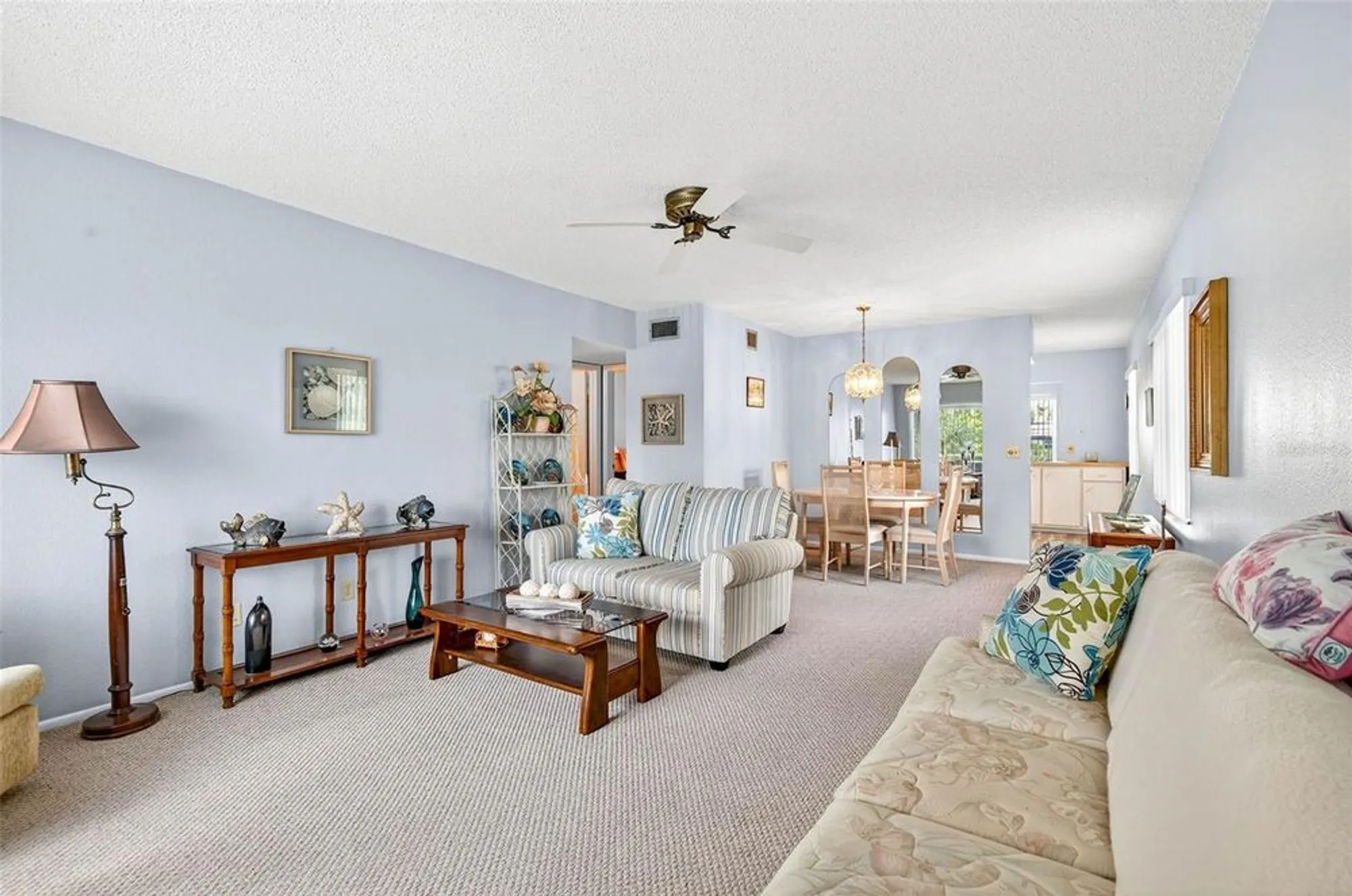 Property Slideshow image 7 of 32 | 2370 jamaican st 84, Clearwater, FL, 33763