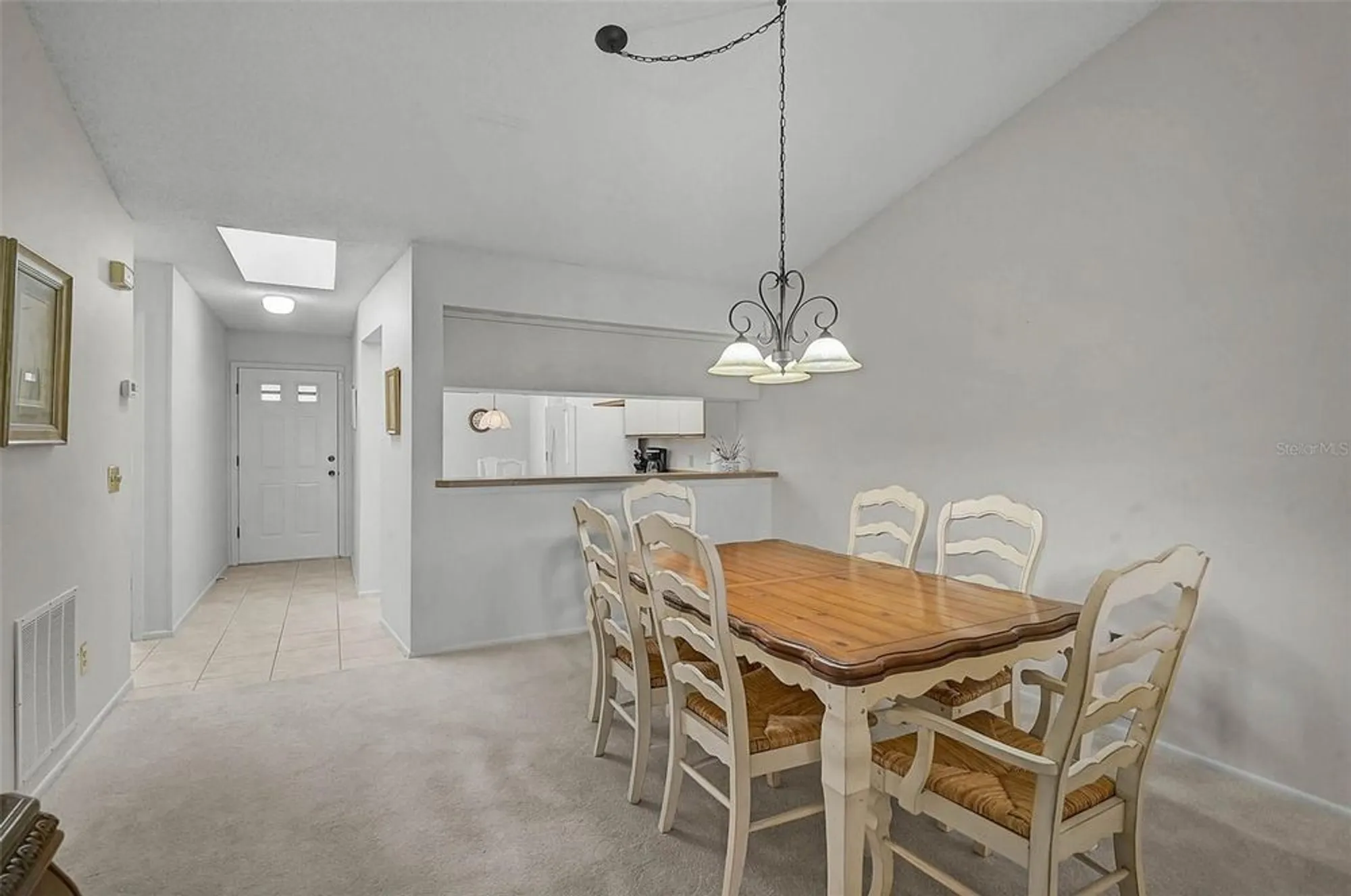 Property Slideshow image 9 of 31 | 5633 avista dr, Sarasota, FL, 34243